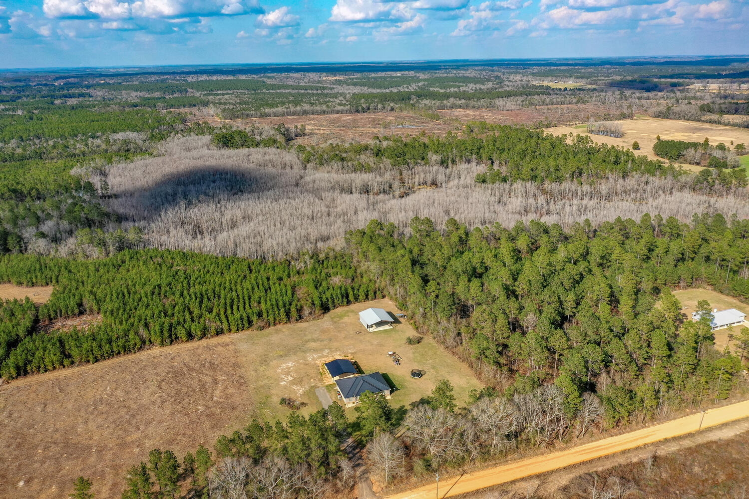 NO RECORDED SUBDIVISION - Residential