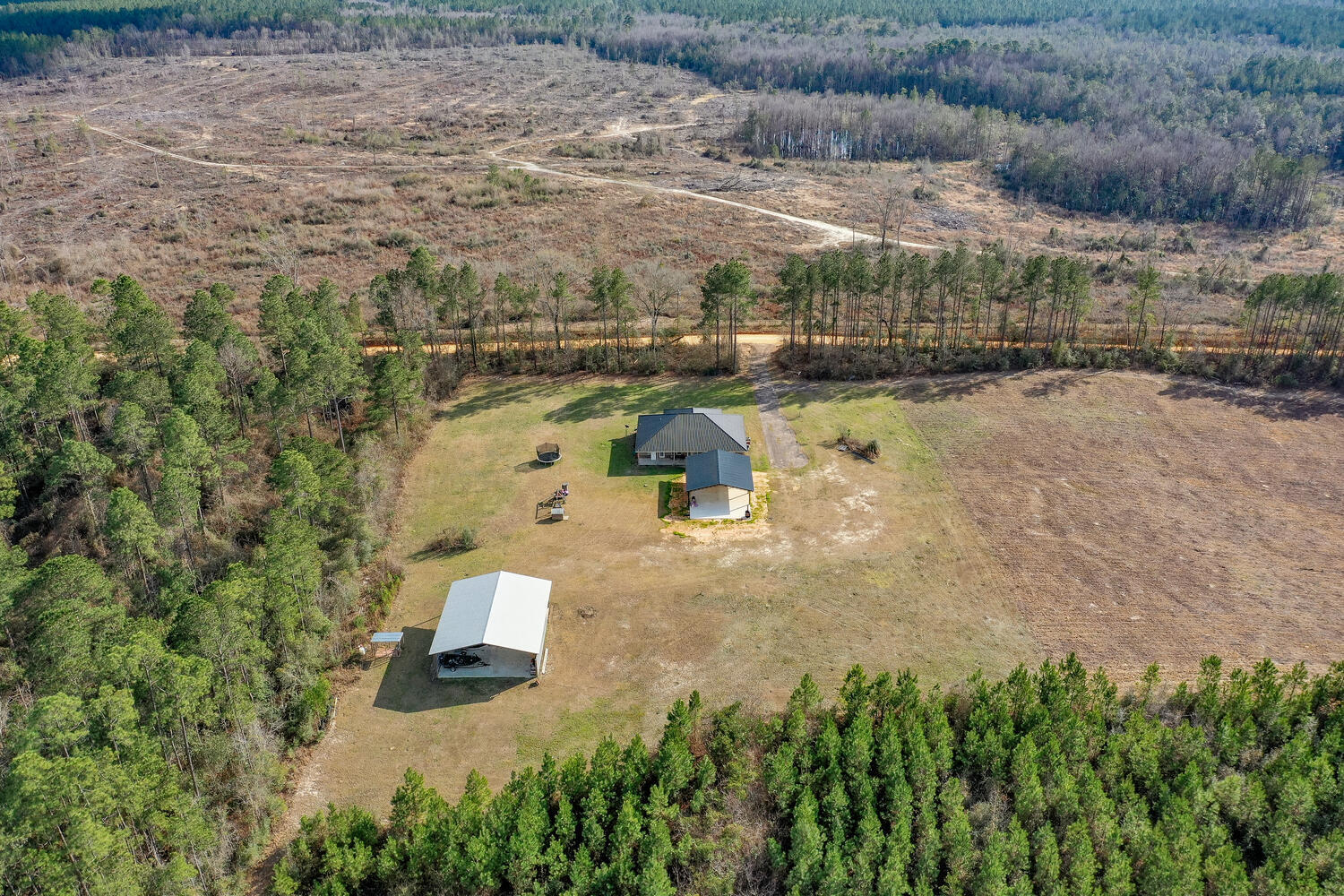 NO RECORDED SUBDIVISION - Residential