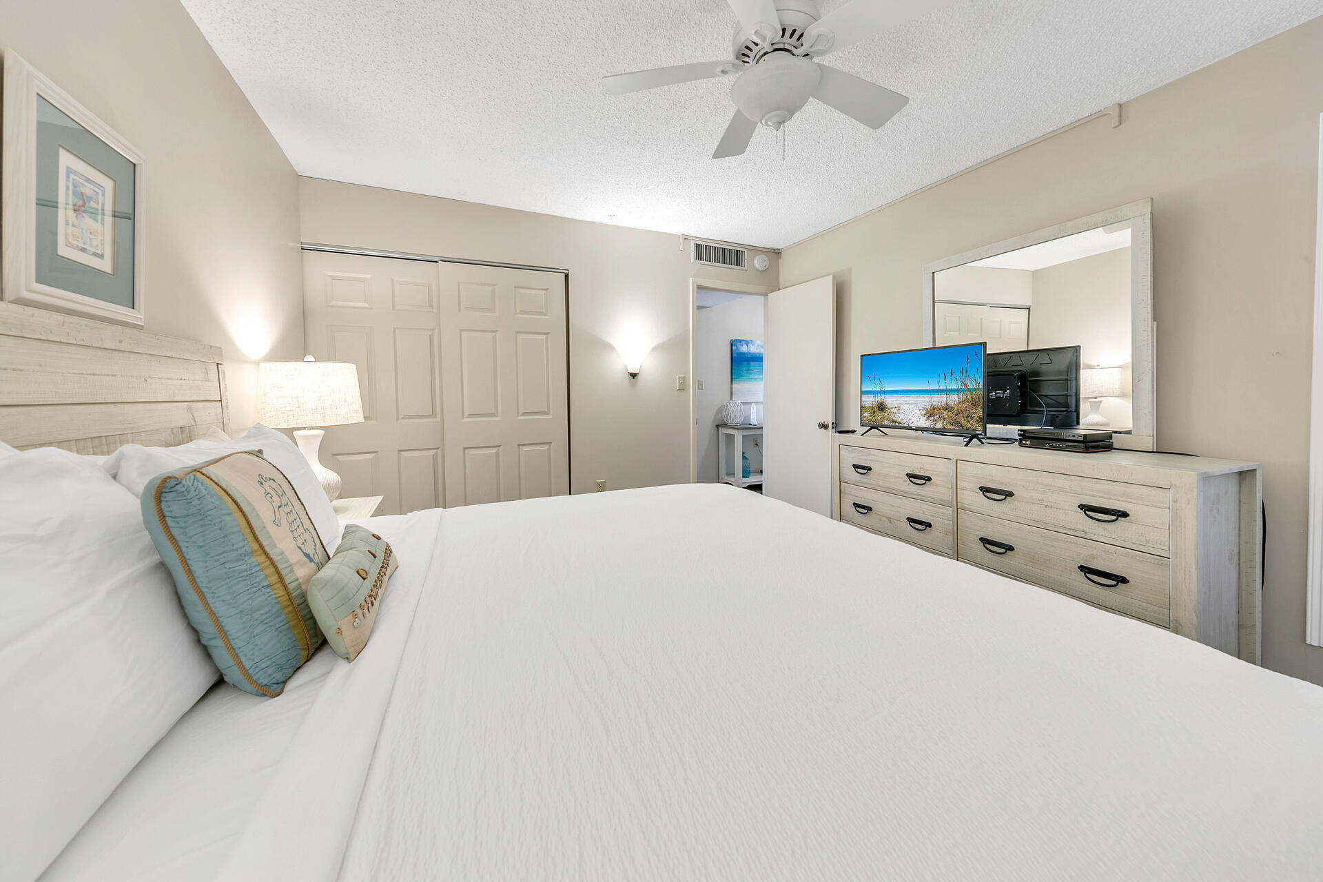 JETTY EAST CONDO - Residential
