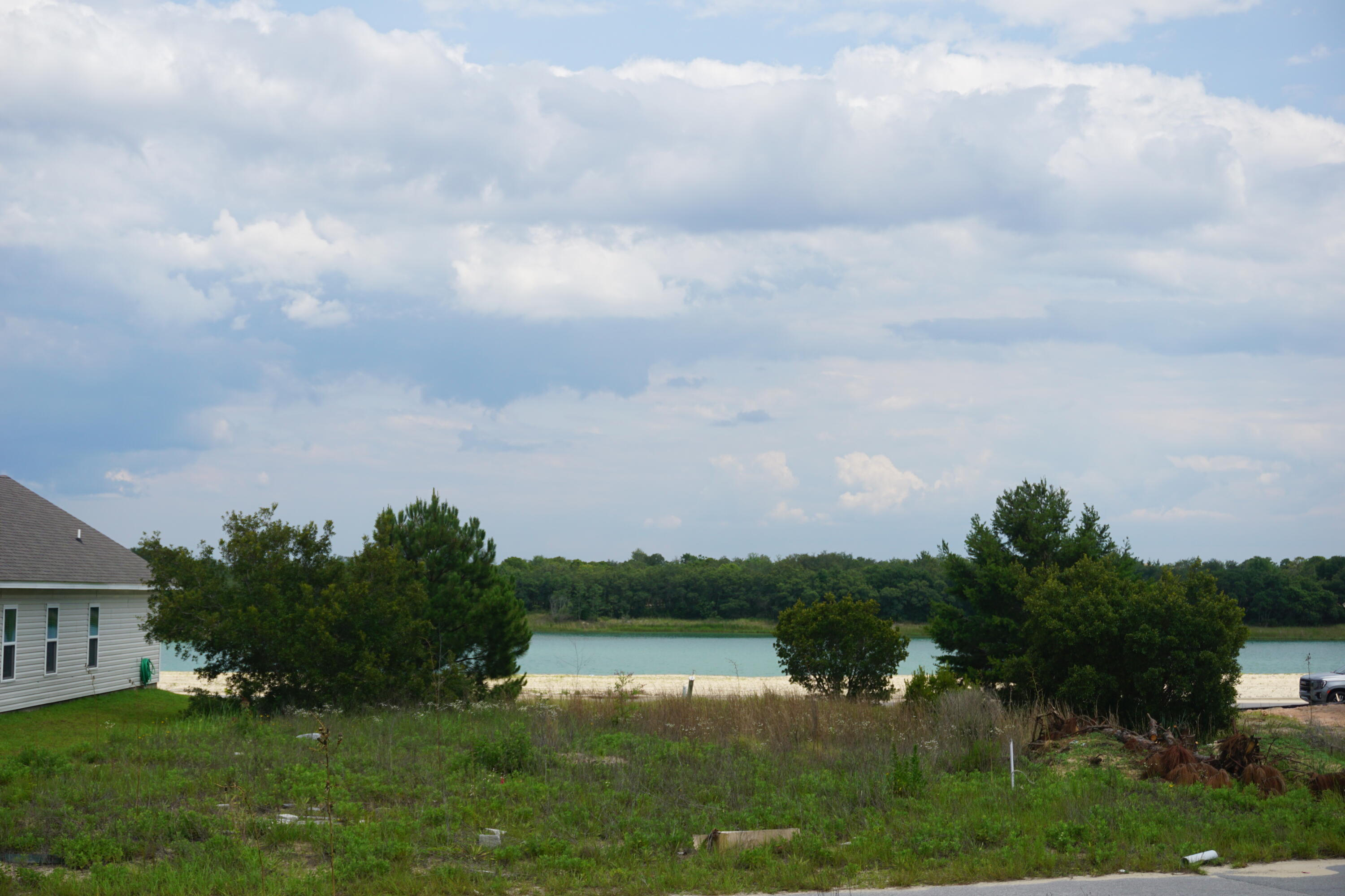 Owl's Head East - Land