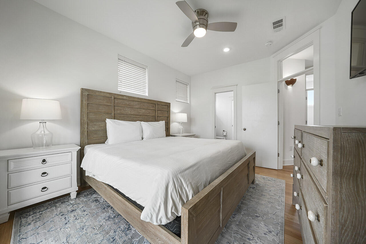 SNOW DRIFT BEACH - Residential