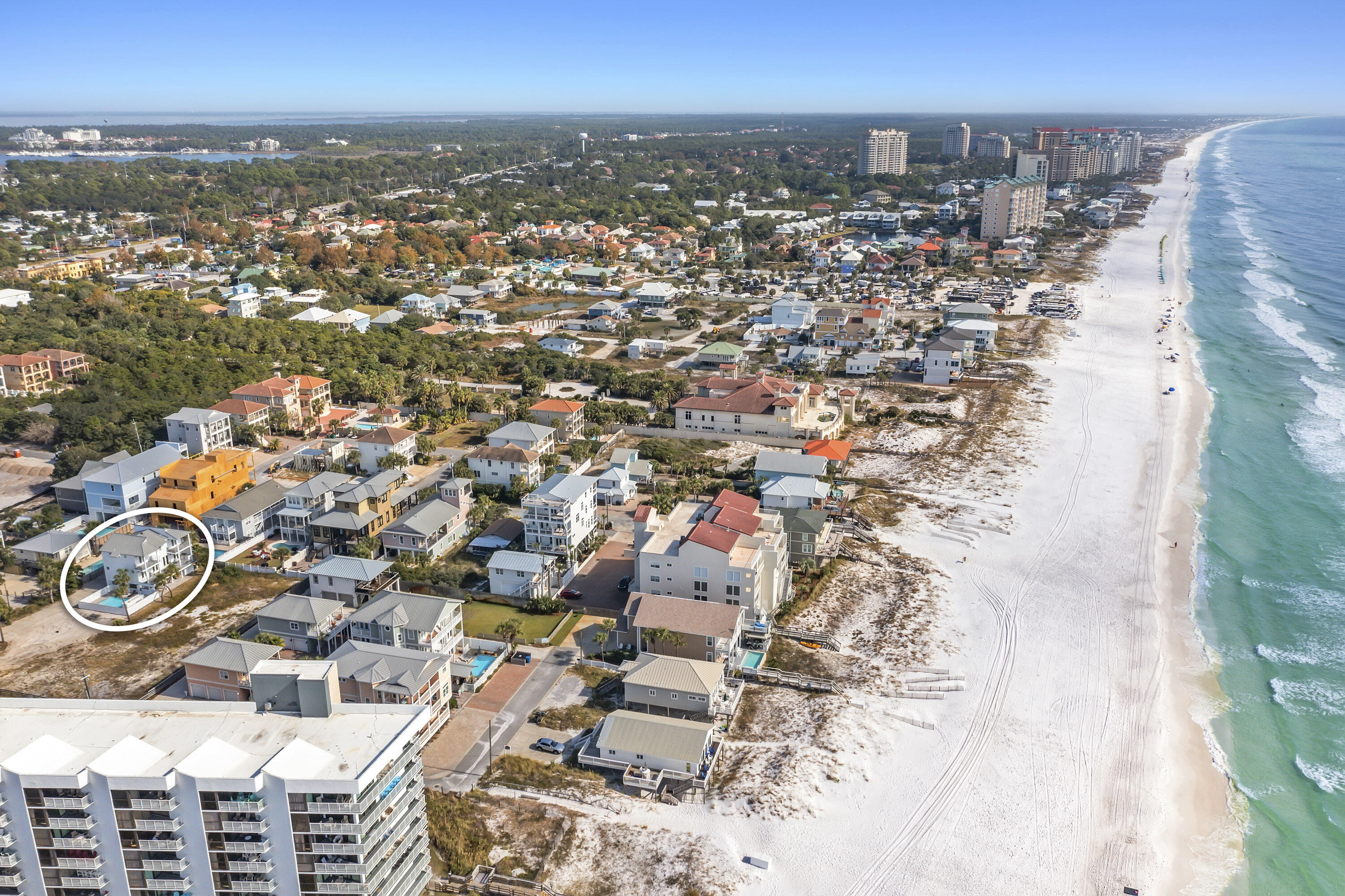 SNOW DRIFT BEACH - Residential