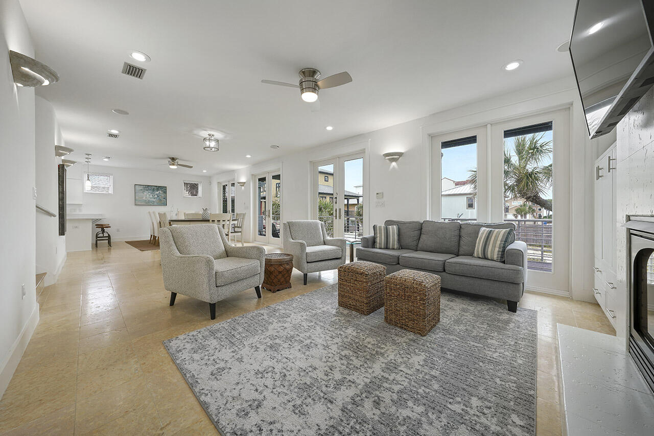 SNOW DRIFT BEACH - Residential