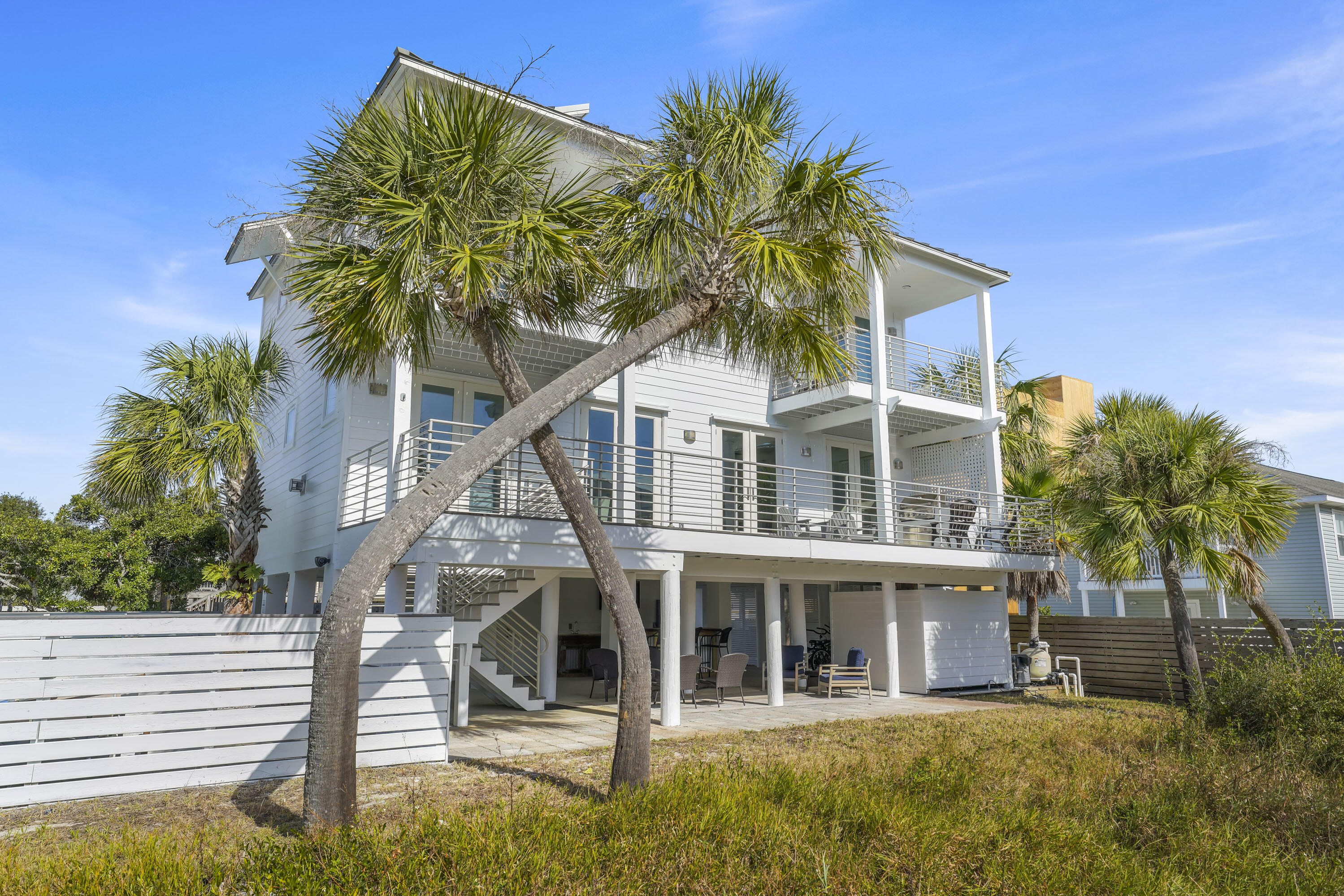 SNOW DRIFT BEACH - Residential