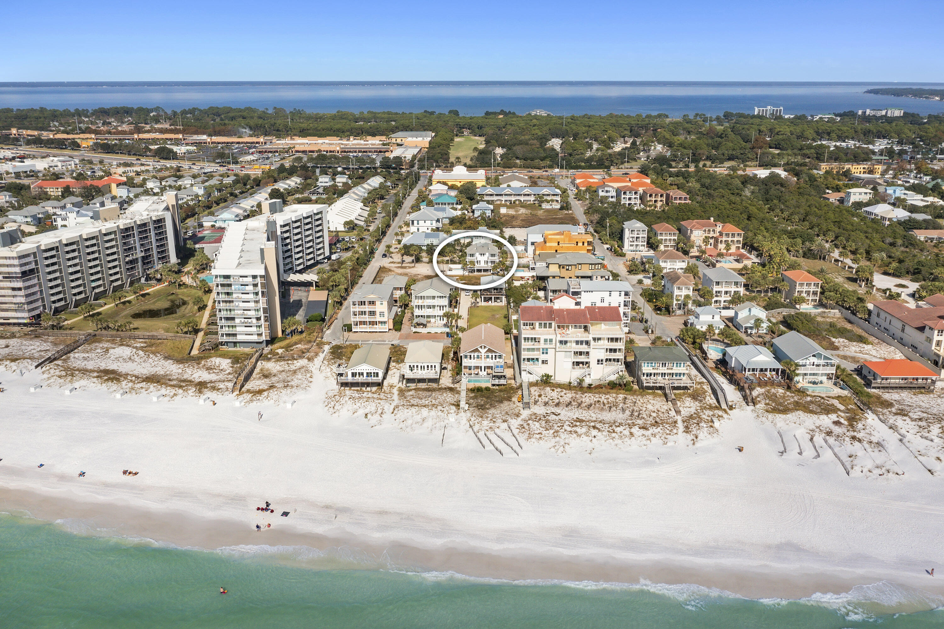 SNOW DRIFT BEACH - Residential