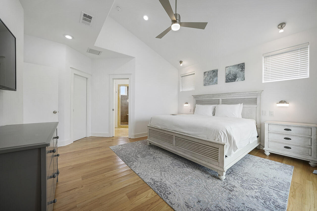 SNOW DRIFT BEACH - Residential