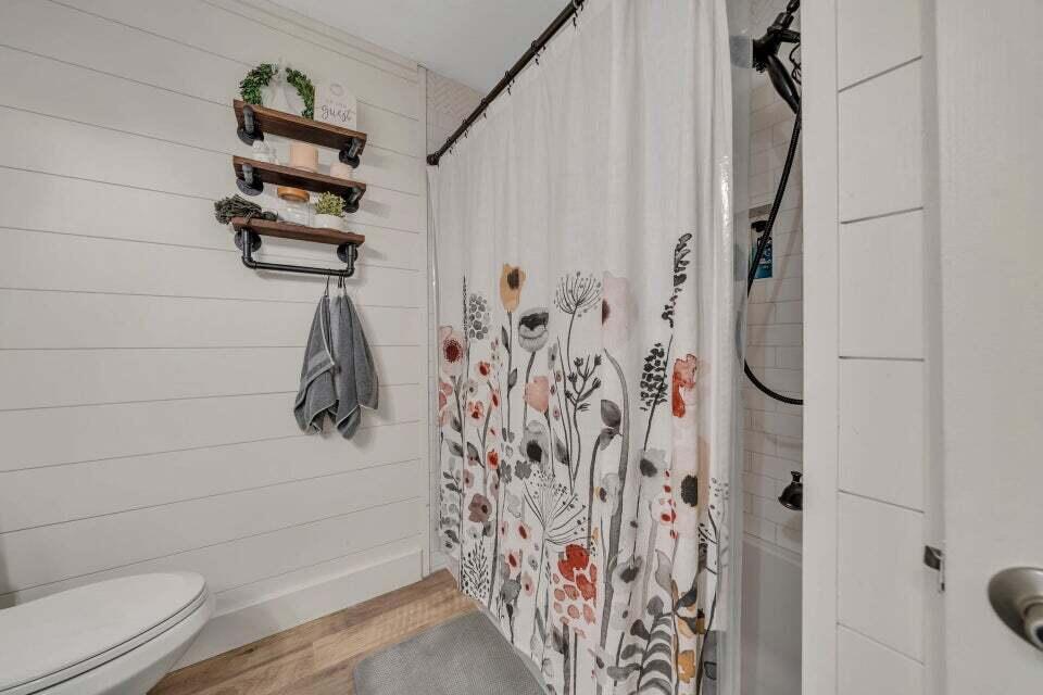 BROWNING ESTATES - Residential Lease