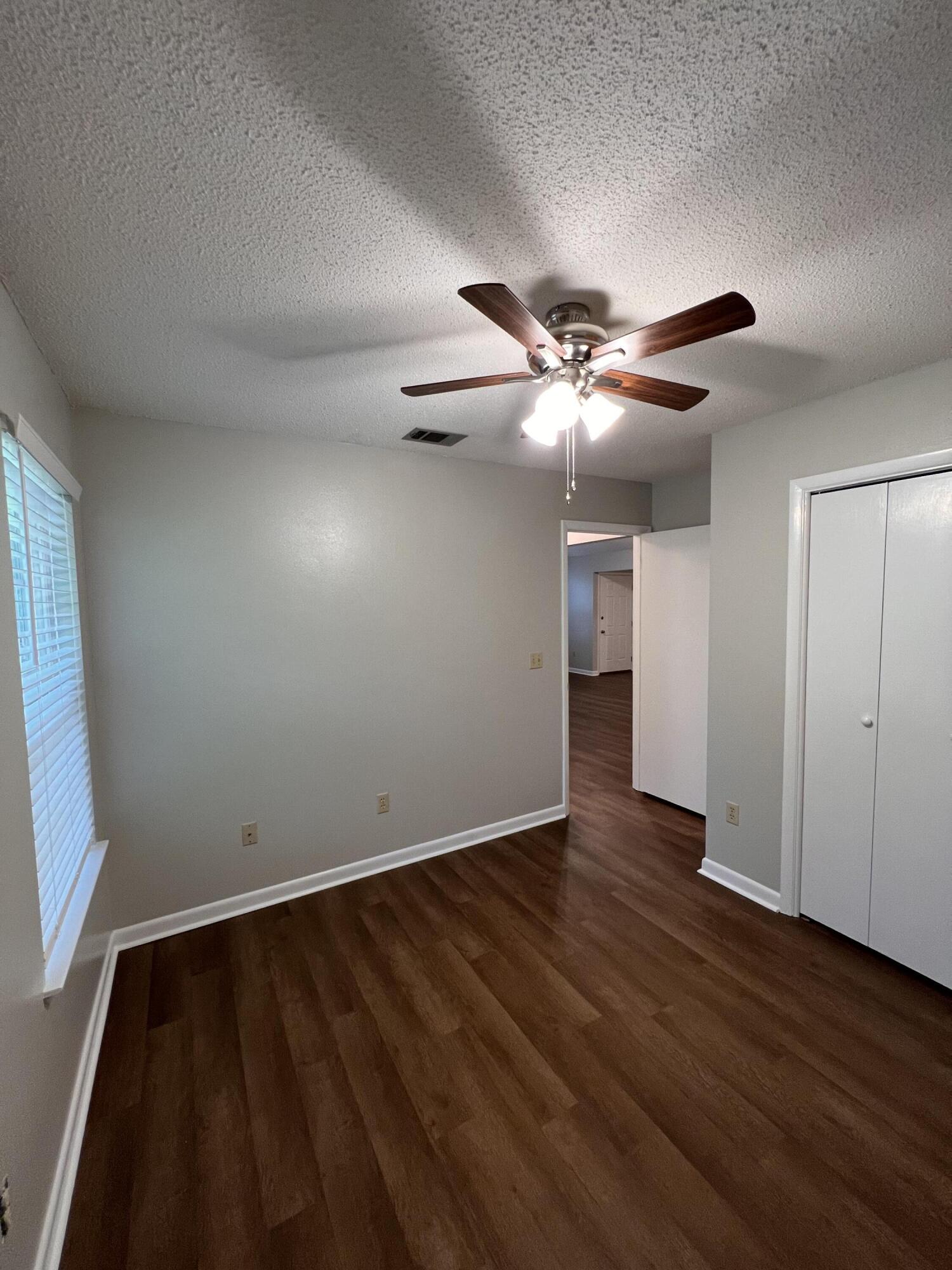 KELLY HILL ESTATES - Residential Lease