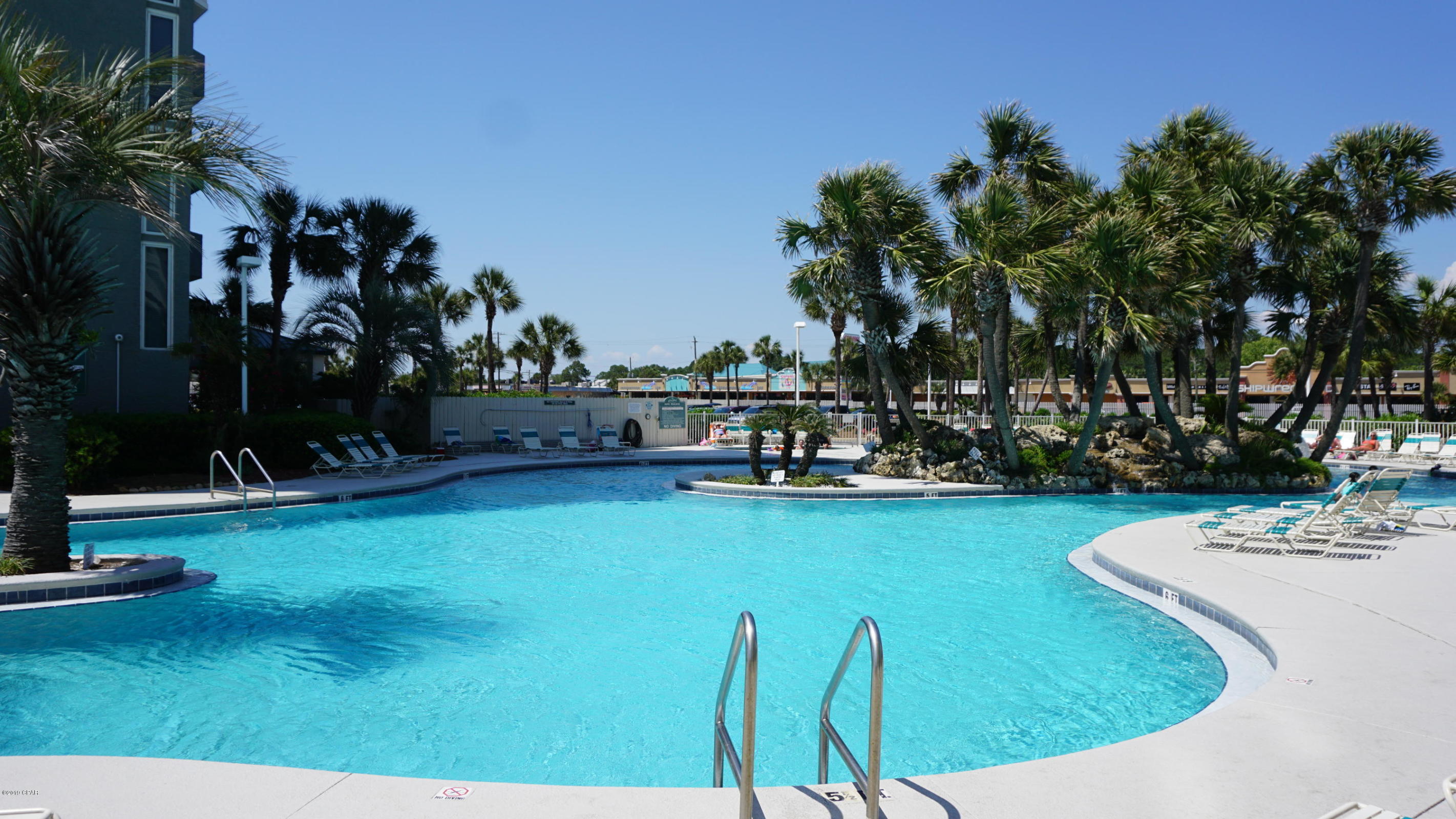 Long Beach  Towers IV - Residential