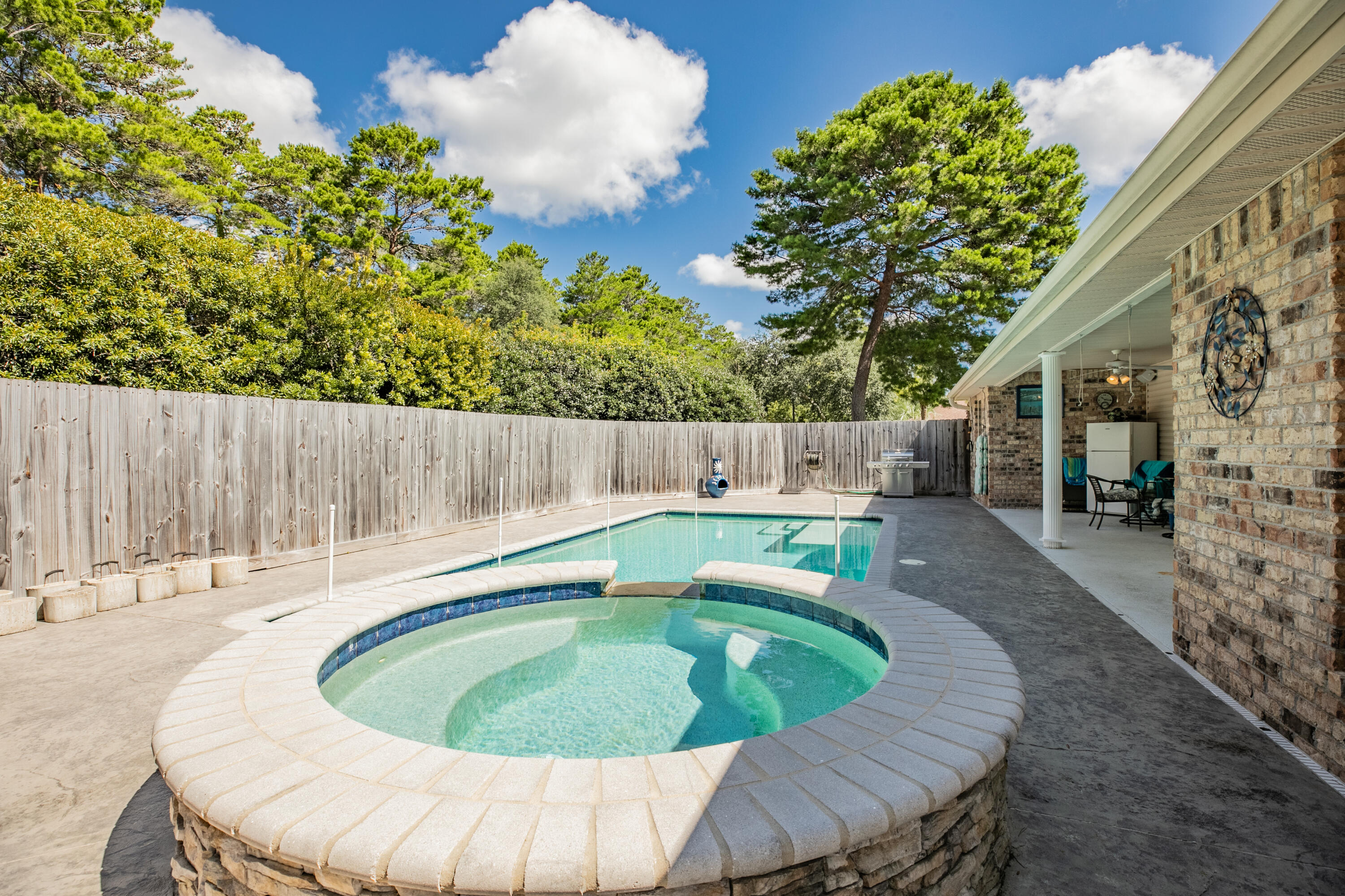PARKWOOD ESTATES PH 7 - Residential