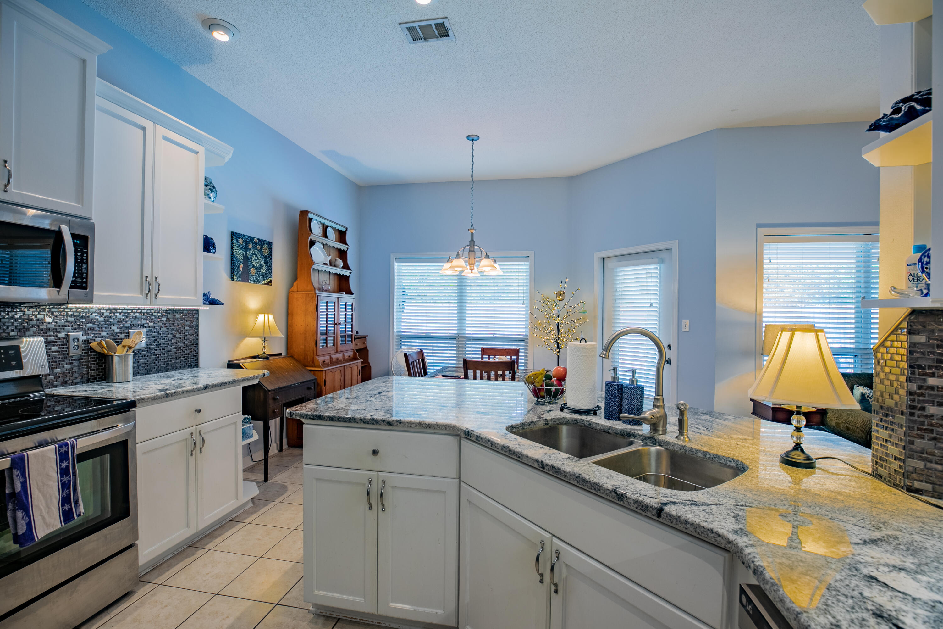 PARKWOOD ESTATES PH 7 - Residential