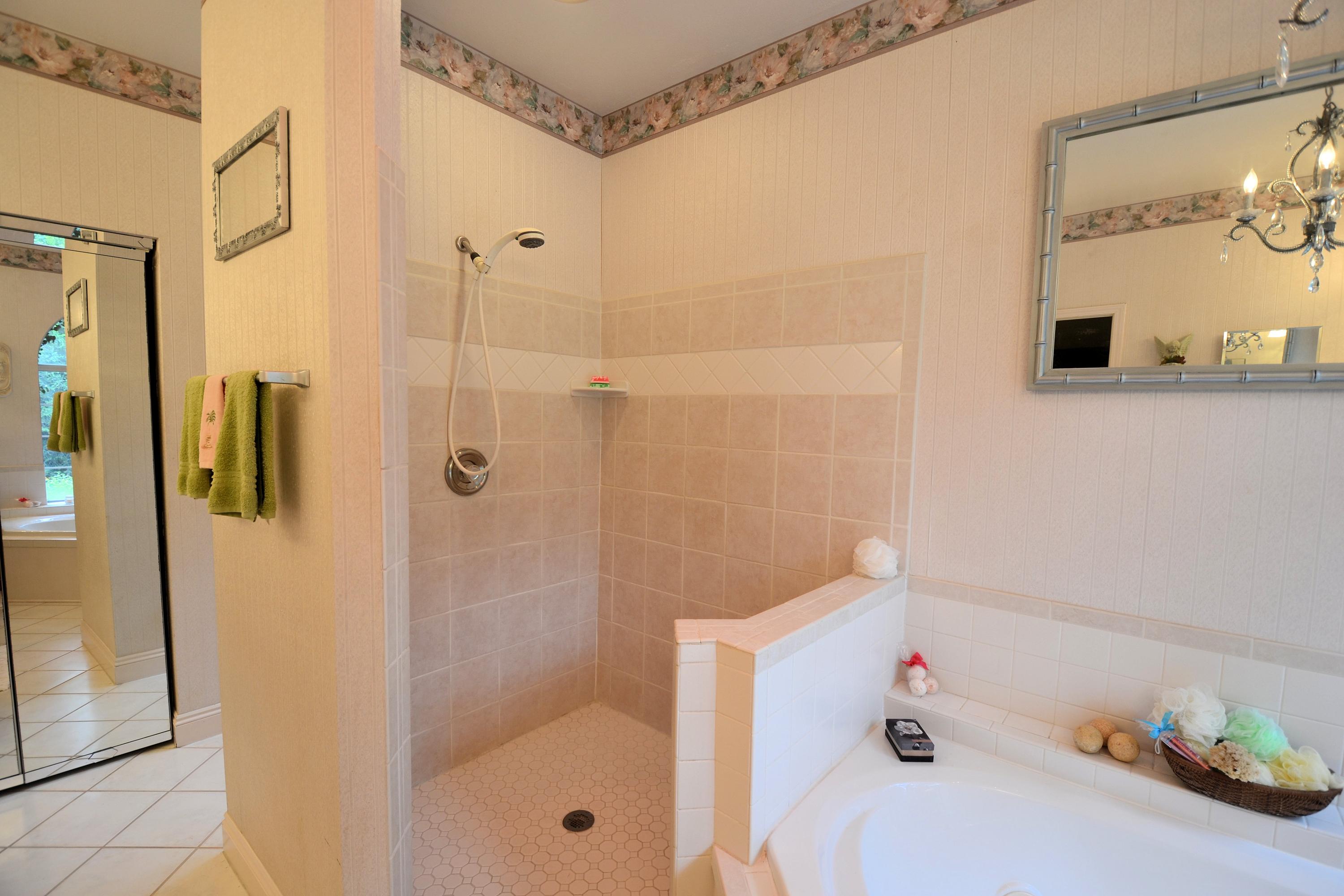 Garnett Bayou Estates - Residential