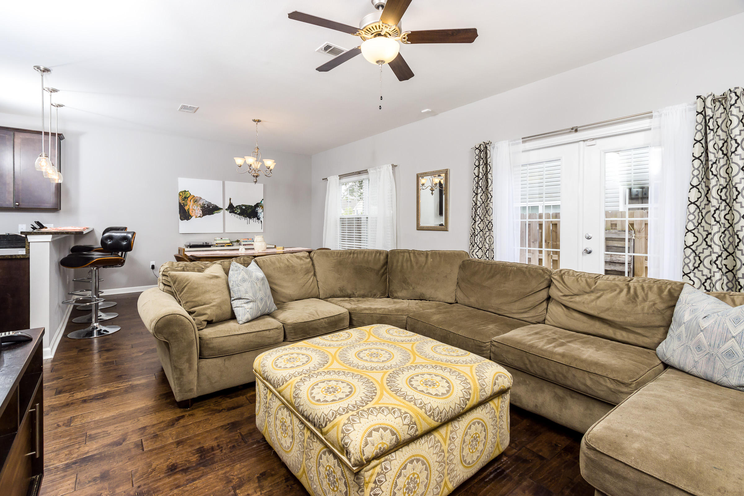 REDWOOD VILLAGE - Residential