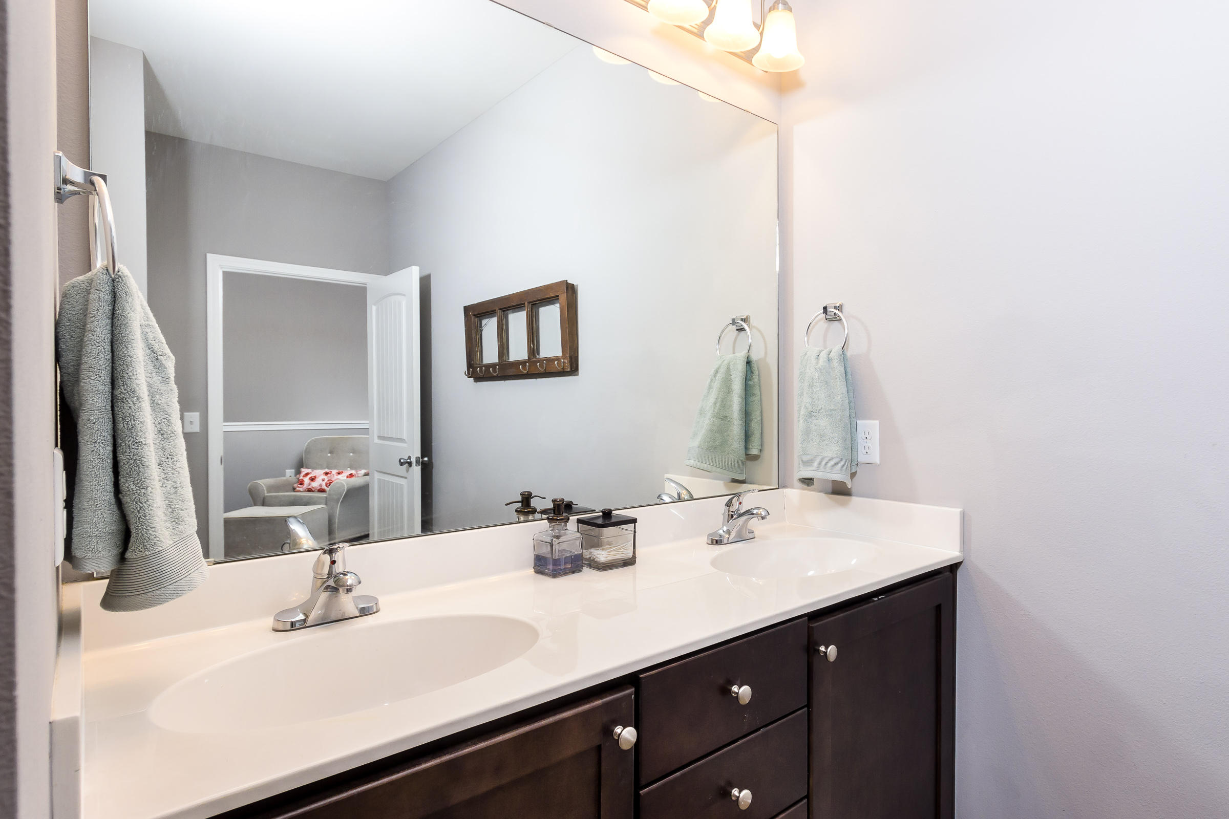 REDWOOD VILLAGE - Residential