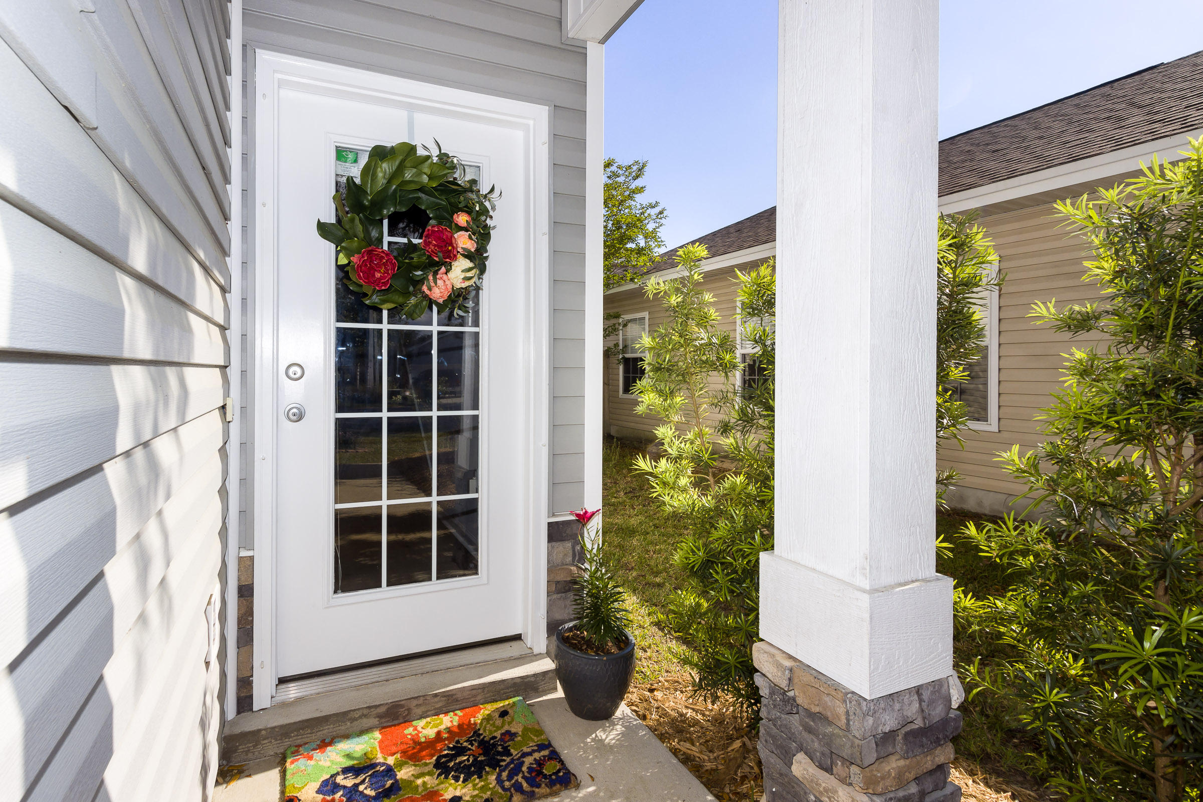 REDWOOD VILLAGE - Residential