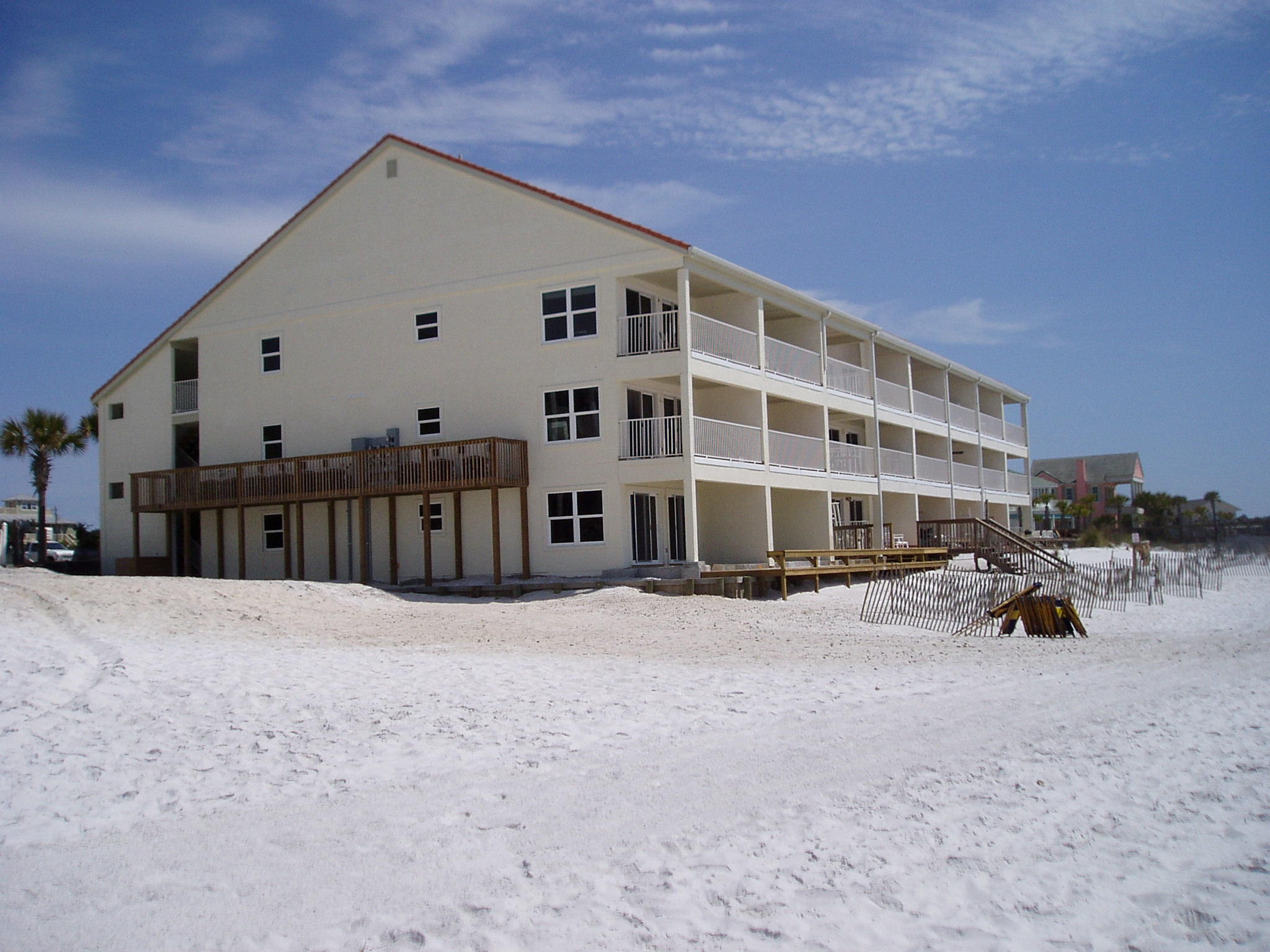 EASTERN SHORES CONDO PH 1 - Residential