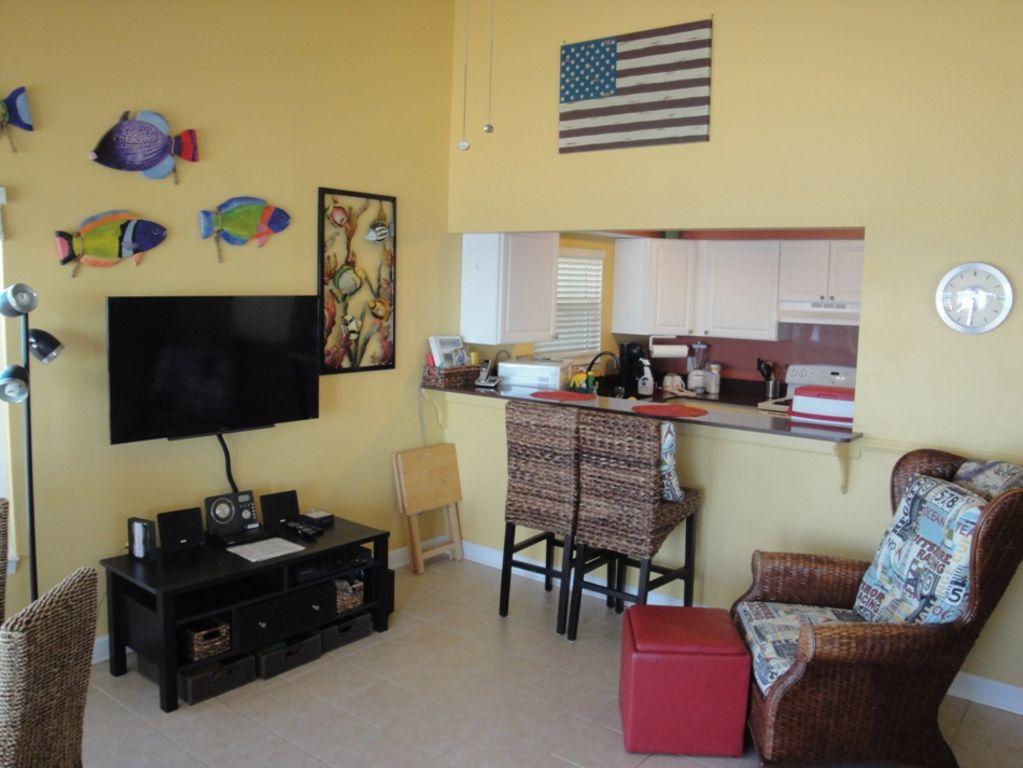 EASTERN SHORES CONDO PH 1 - Residential