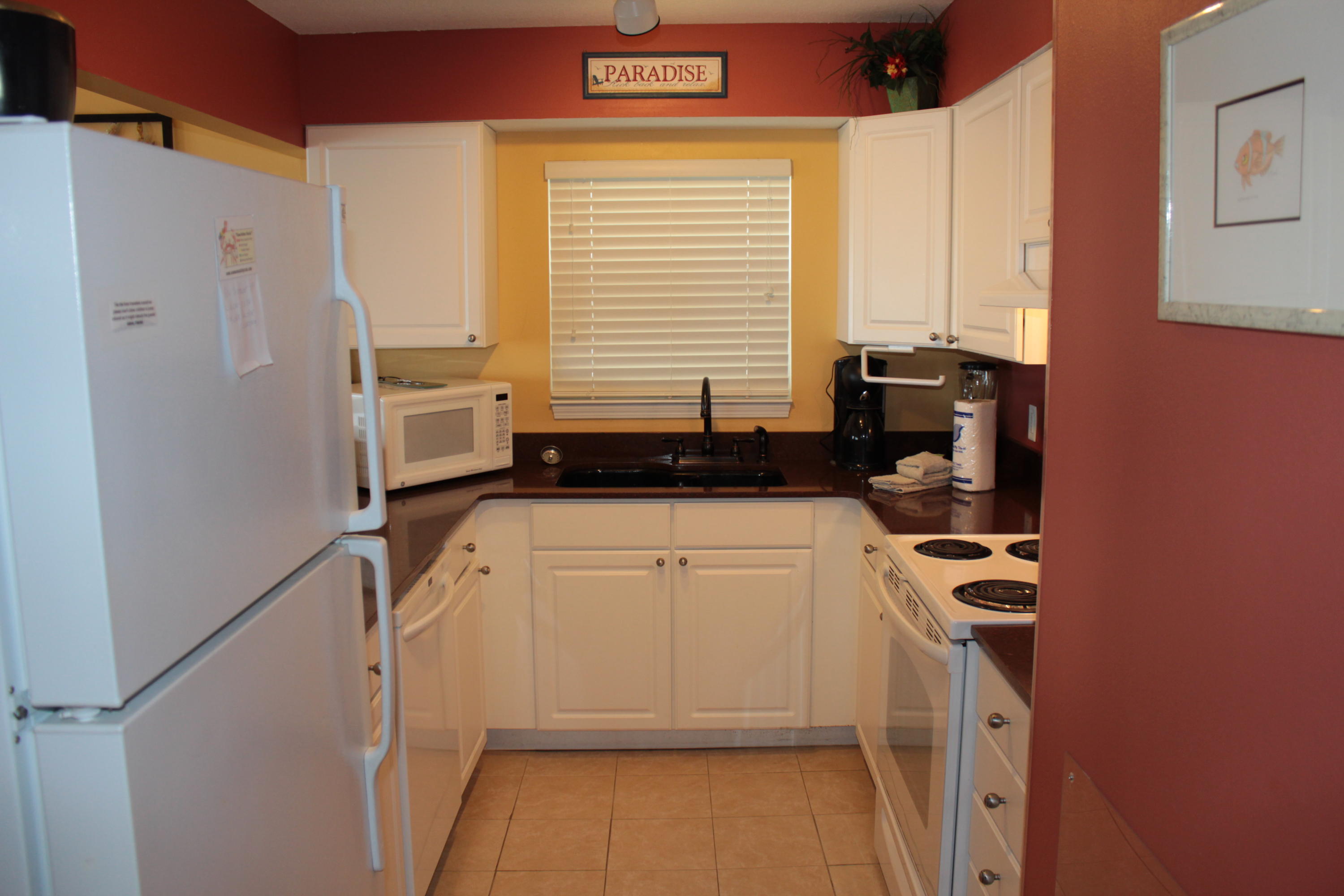 EASTERN SHORES CONDO PH 1 - Residential