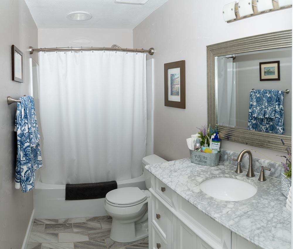 HOLLEY BY THE SEA - Residential