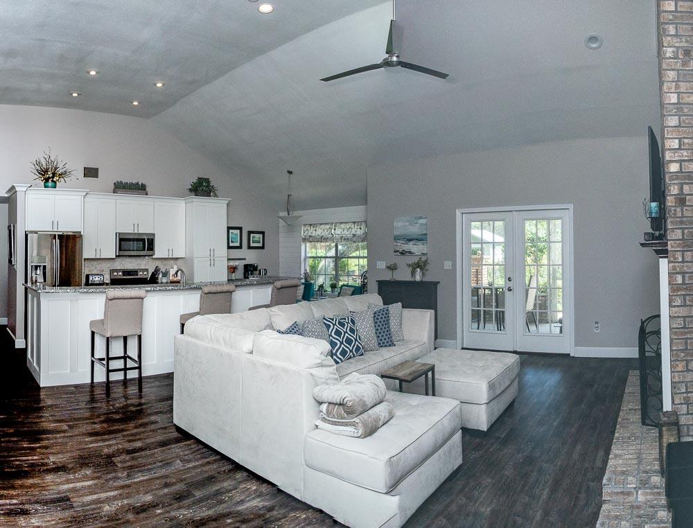 HOLLEY BY THE SEA - Residential