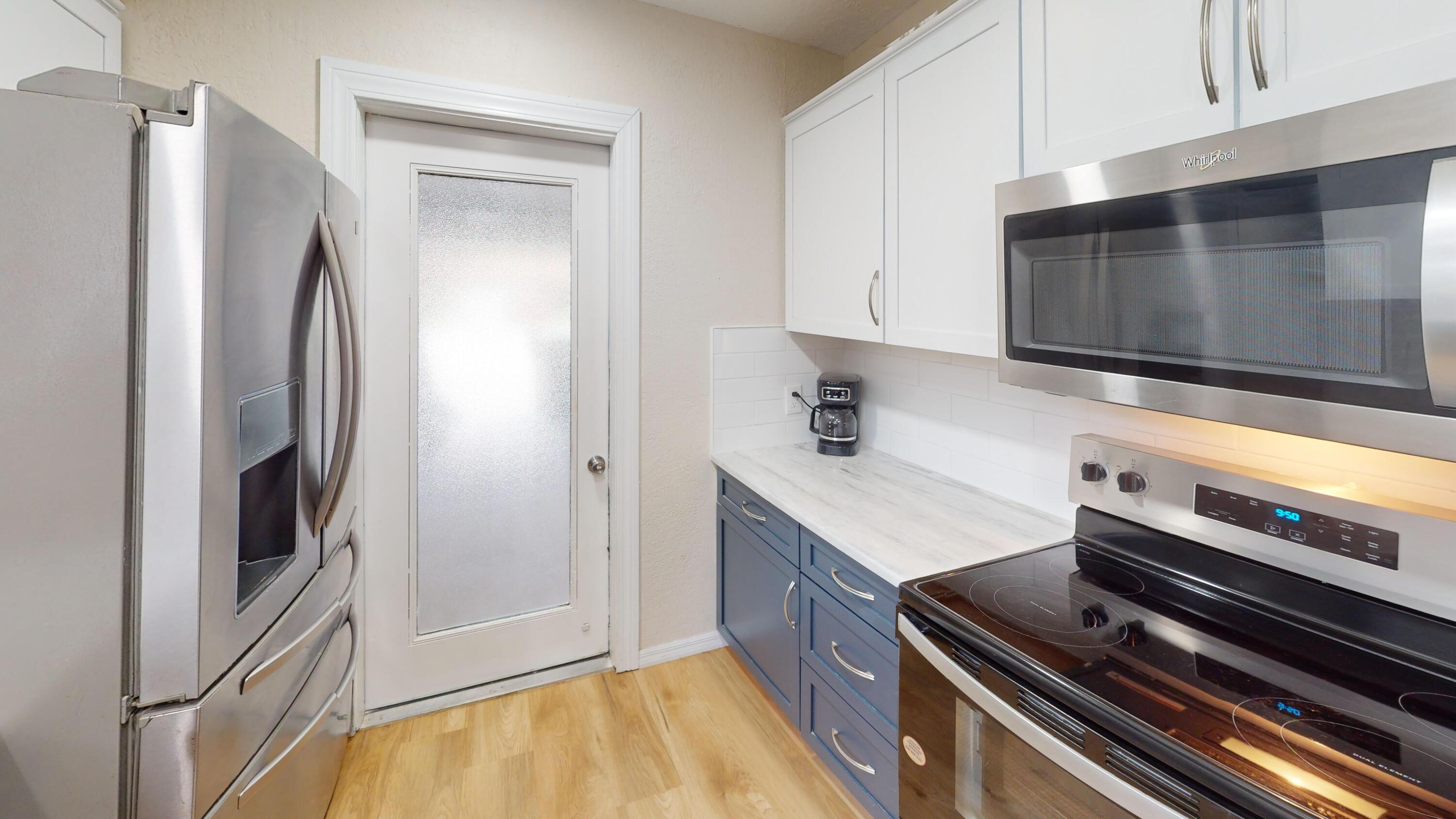 SANTA ROSA SHORES - Residential