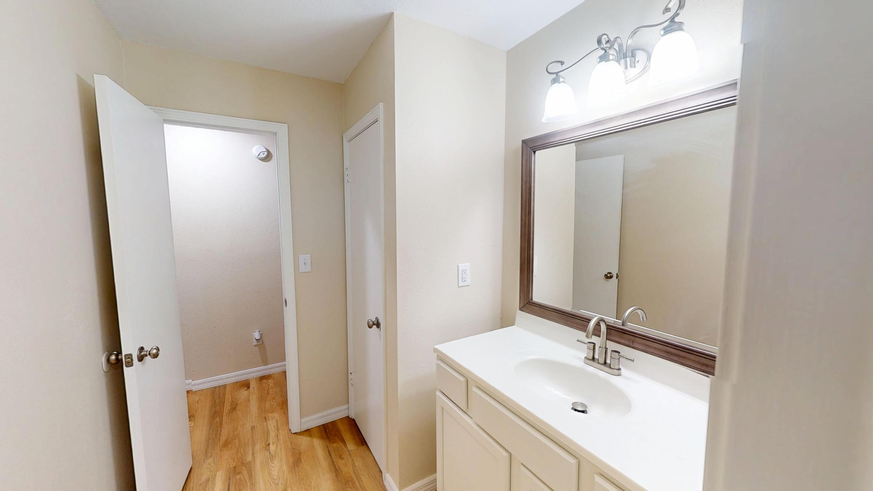 SANTA ROSA SHORES - Residential