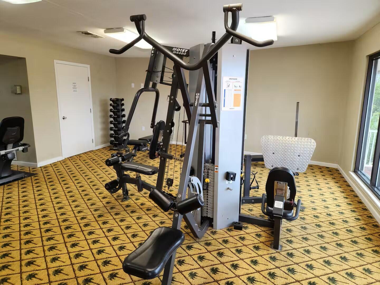 MAINSAIL CONDO PH 5 - Residential