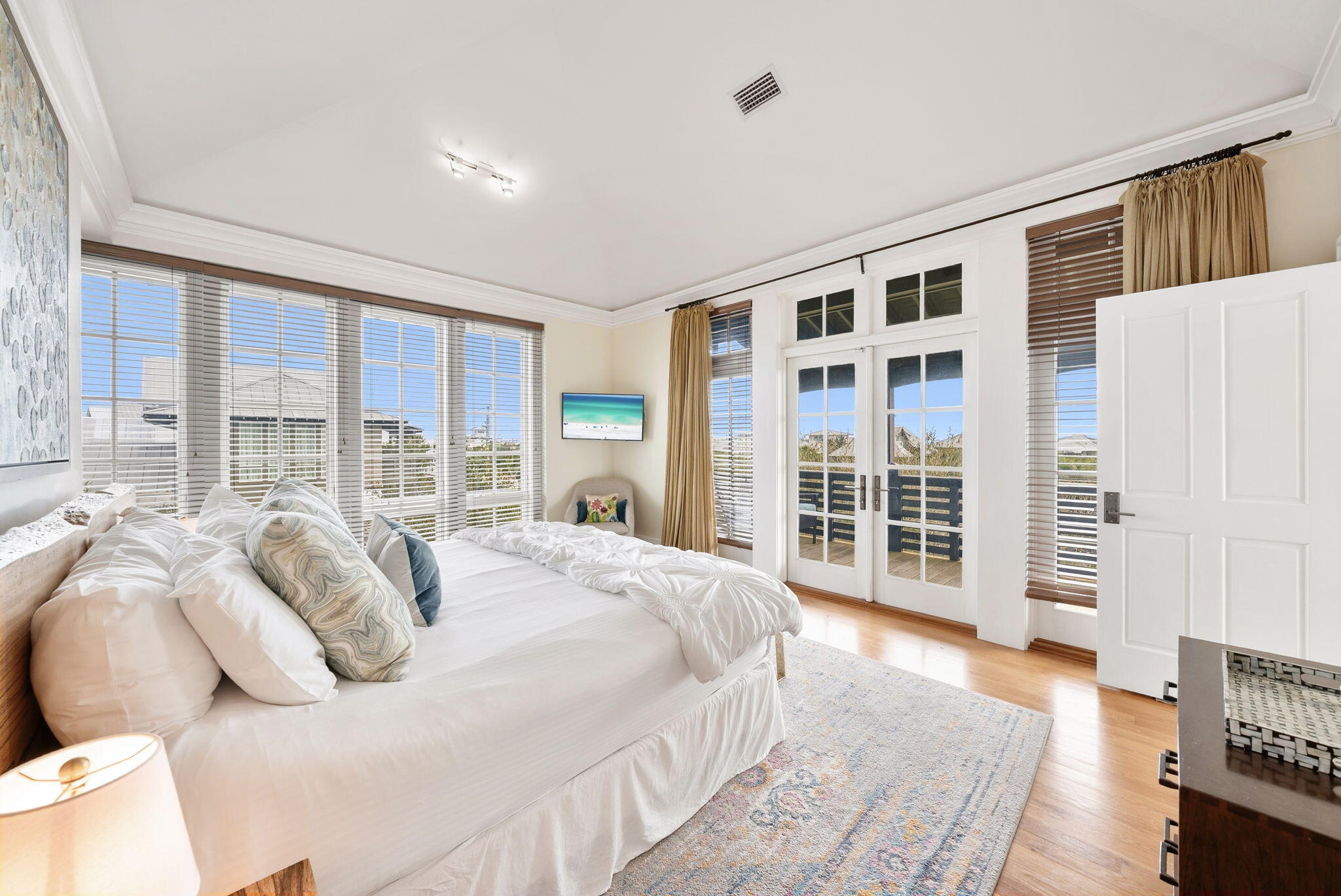 SEANEST VILLAGE - Residential