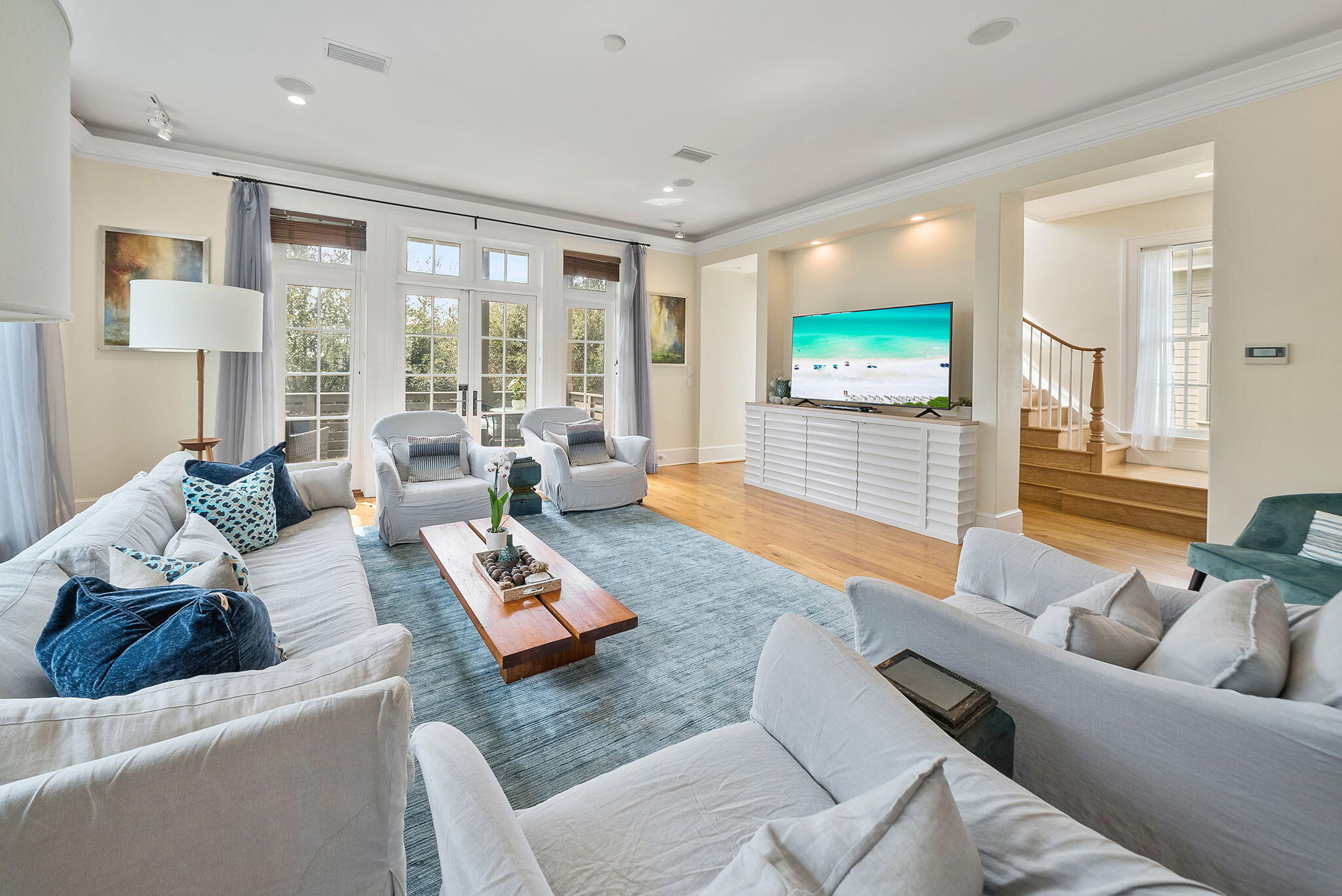 SEANEST VILLAGE - Residential