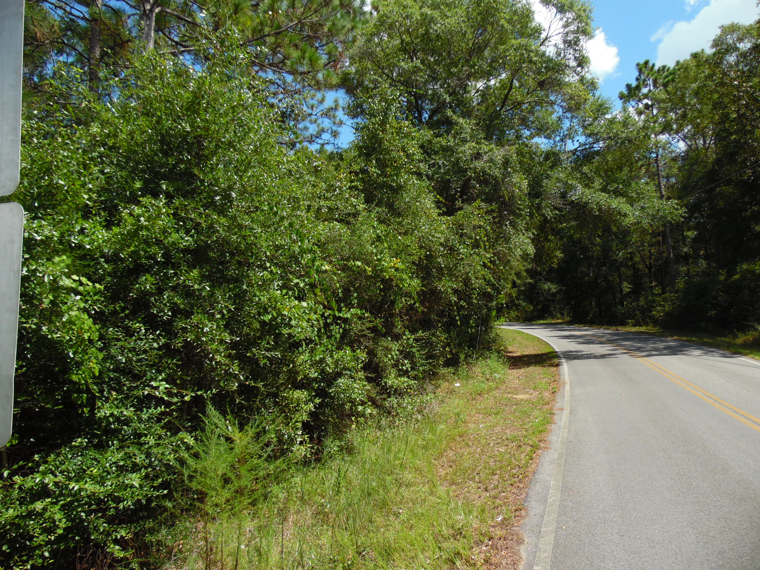 LOT 1 PIPERS LANDING S/D AND LOT 1A UNRECD Plat OF PIPERS LANDING - Land