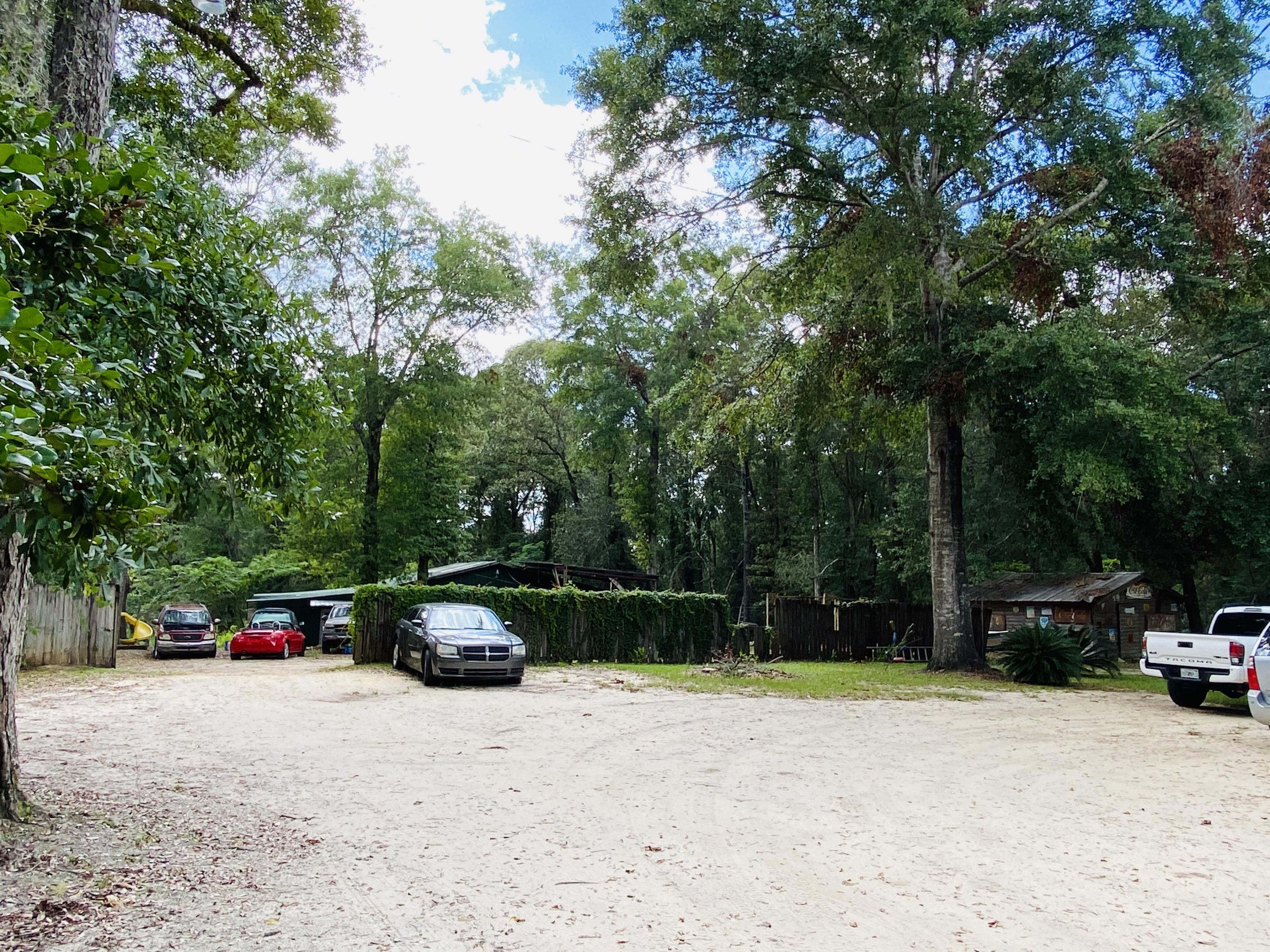 STAFF ADDN TO CRESTVIEW - Residential