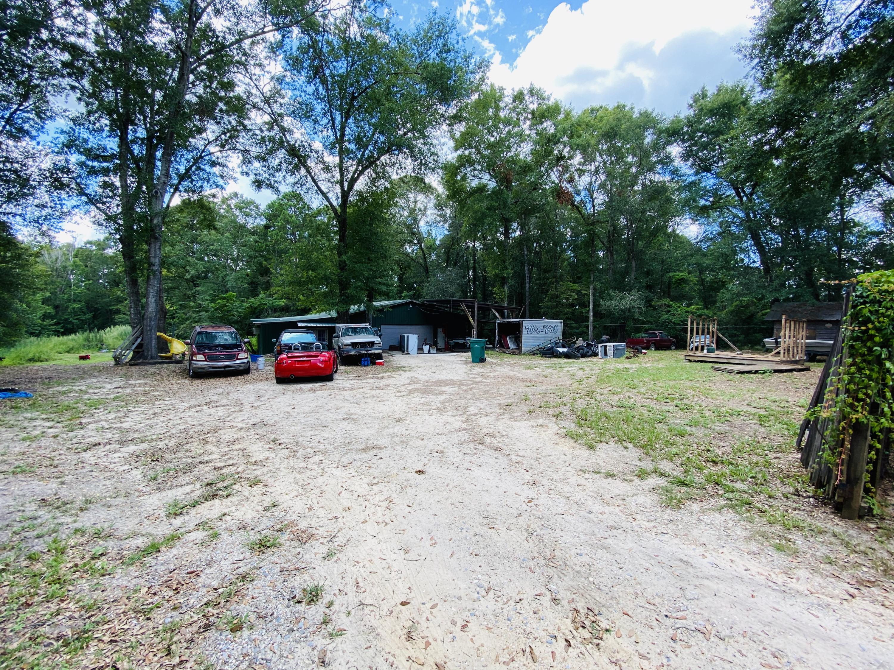 STAFF ADDN TO CRESTVIEW - Residential