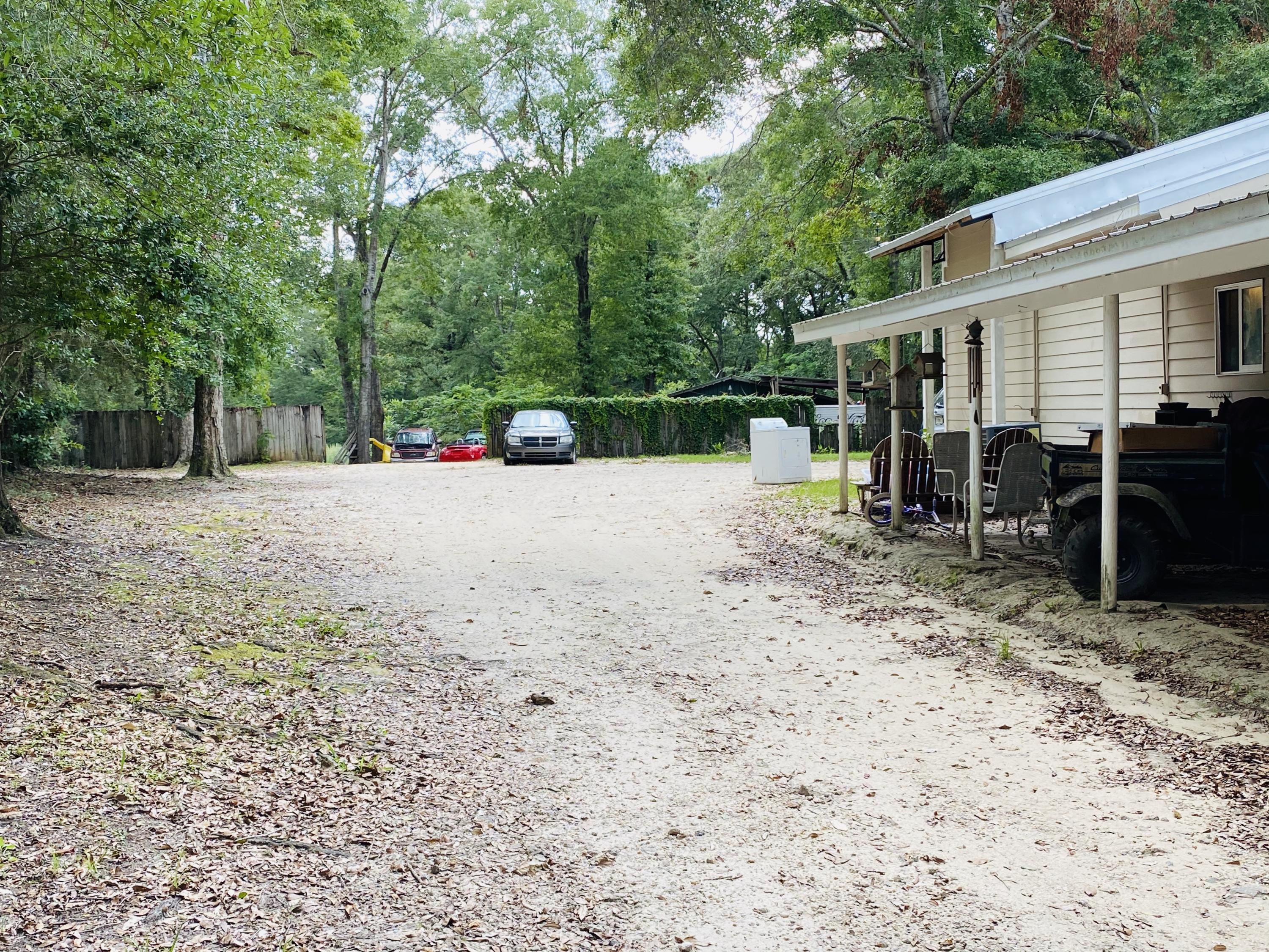 STAFF ADDN TO CRESTVIEW - Residential