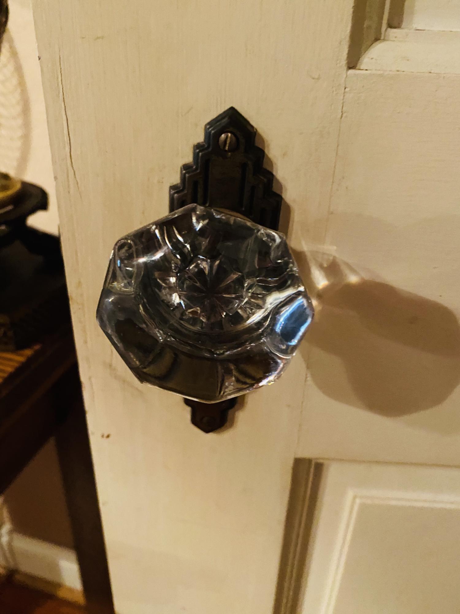 STAFF ADDN TO CRESTVIEW - Residential