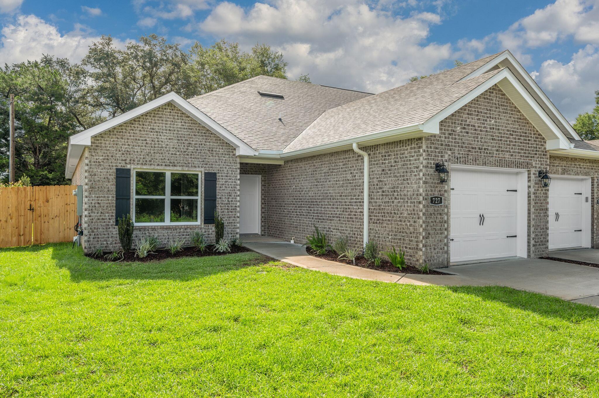South Fairview T/H - Residential
