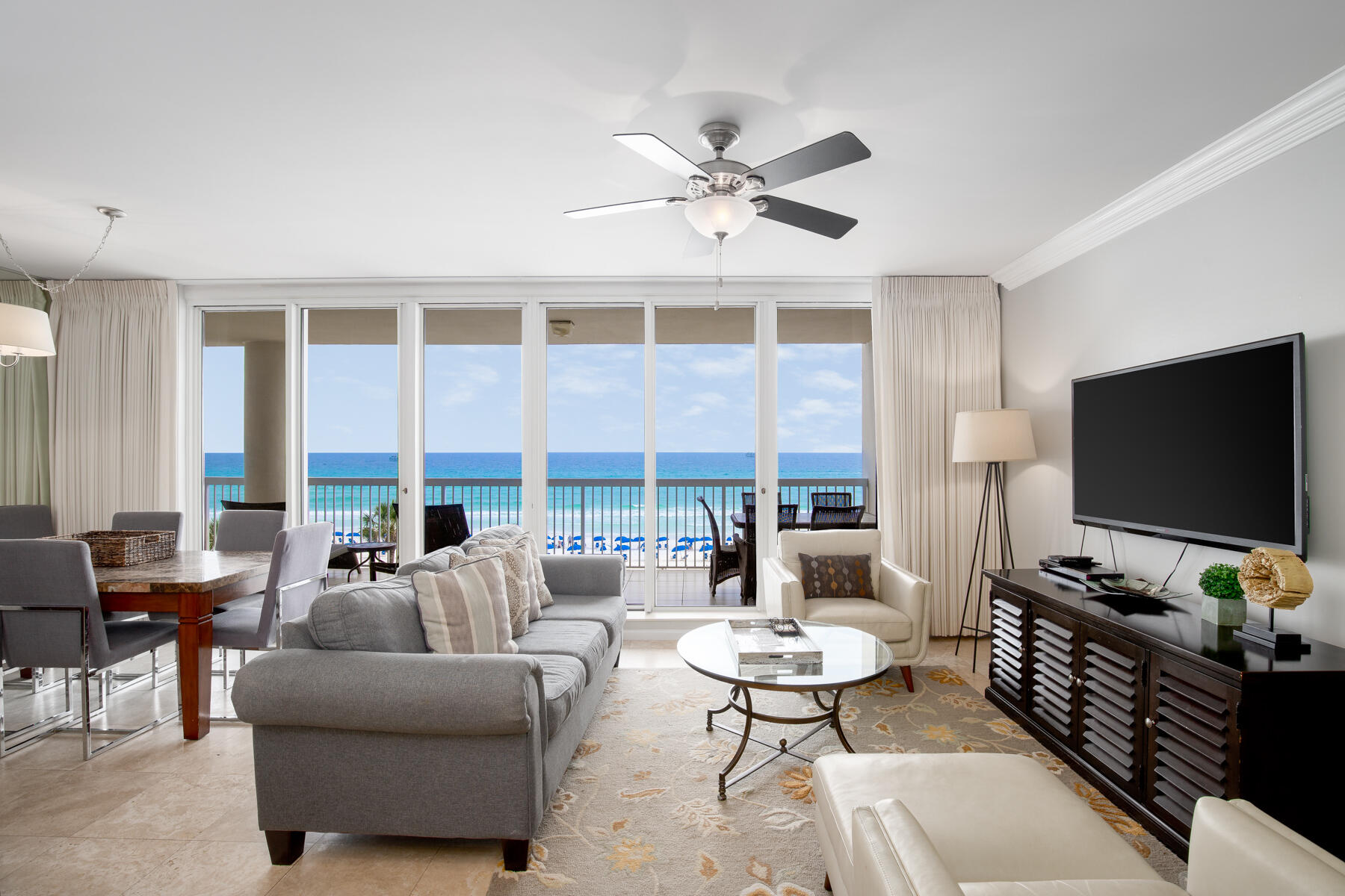 SILVER BEACH TOWERS - Residential