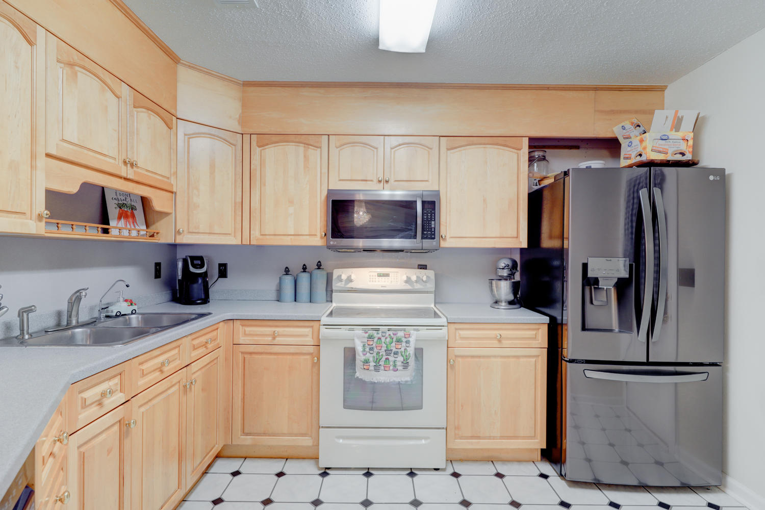 HOWELL S/D - Residential