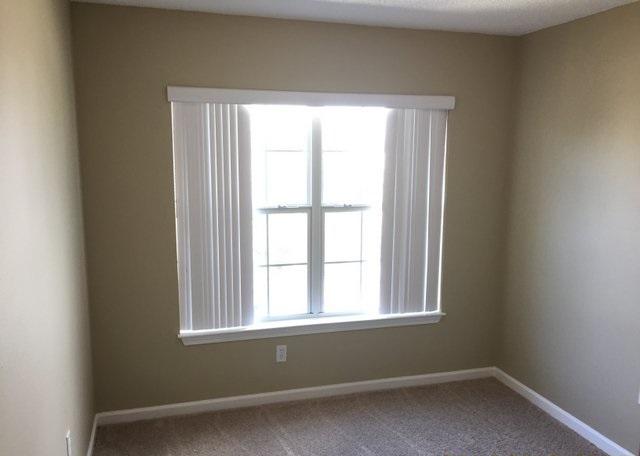 ROLLING PINES - Residential