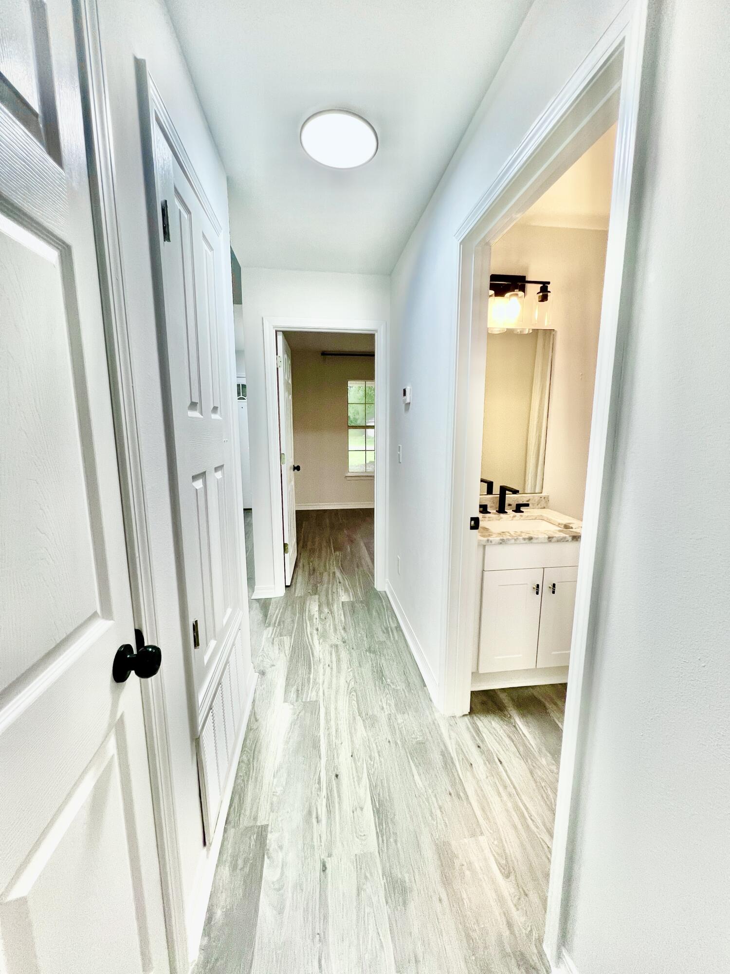 HOLLEY BY THE SEA - Residential