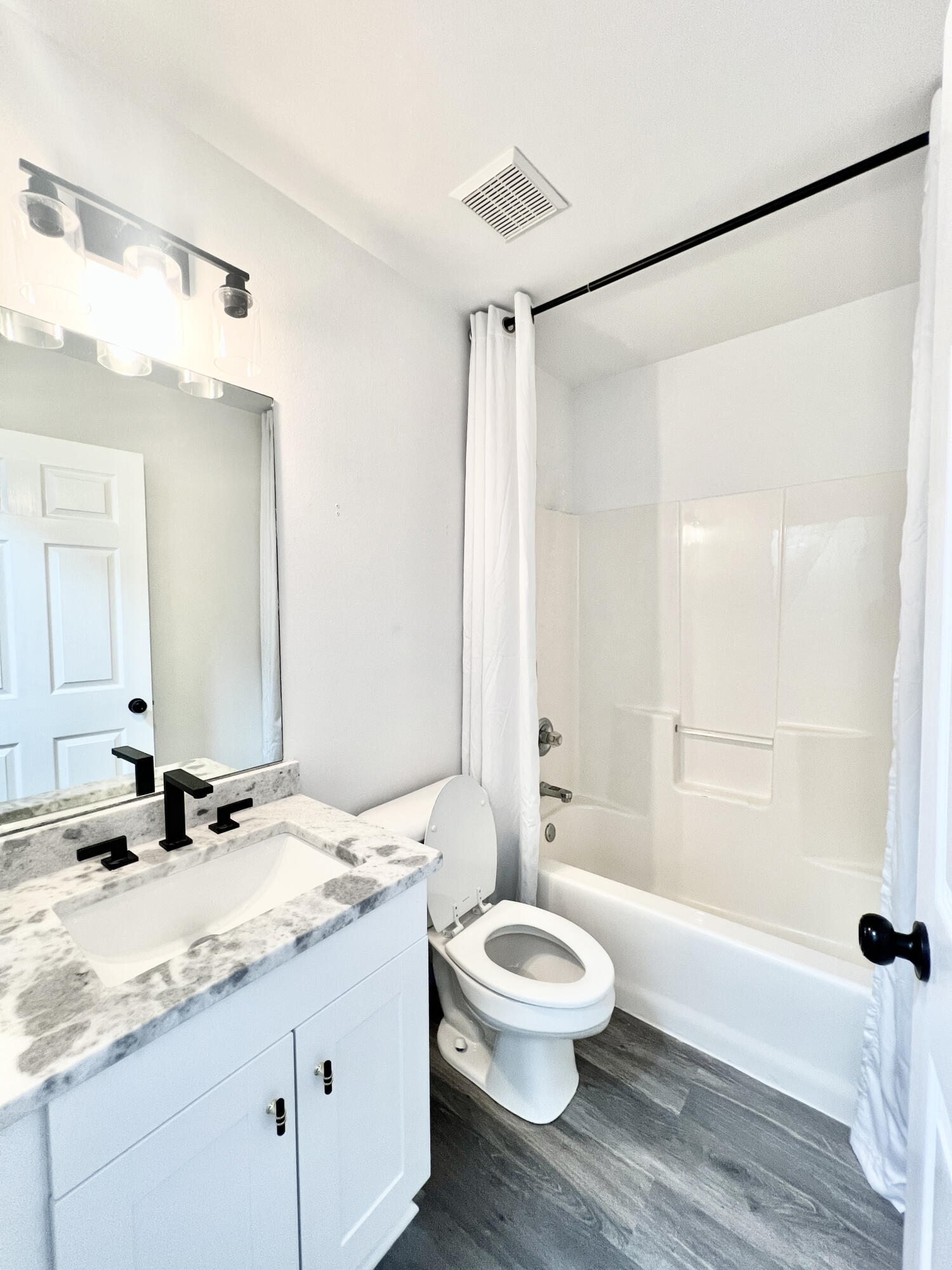 HOLLEY BY THE SEA - Residential