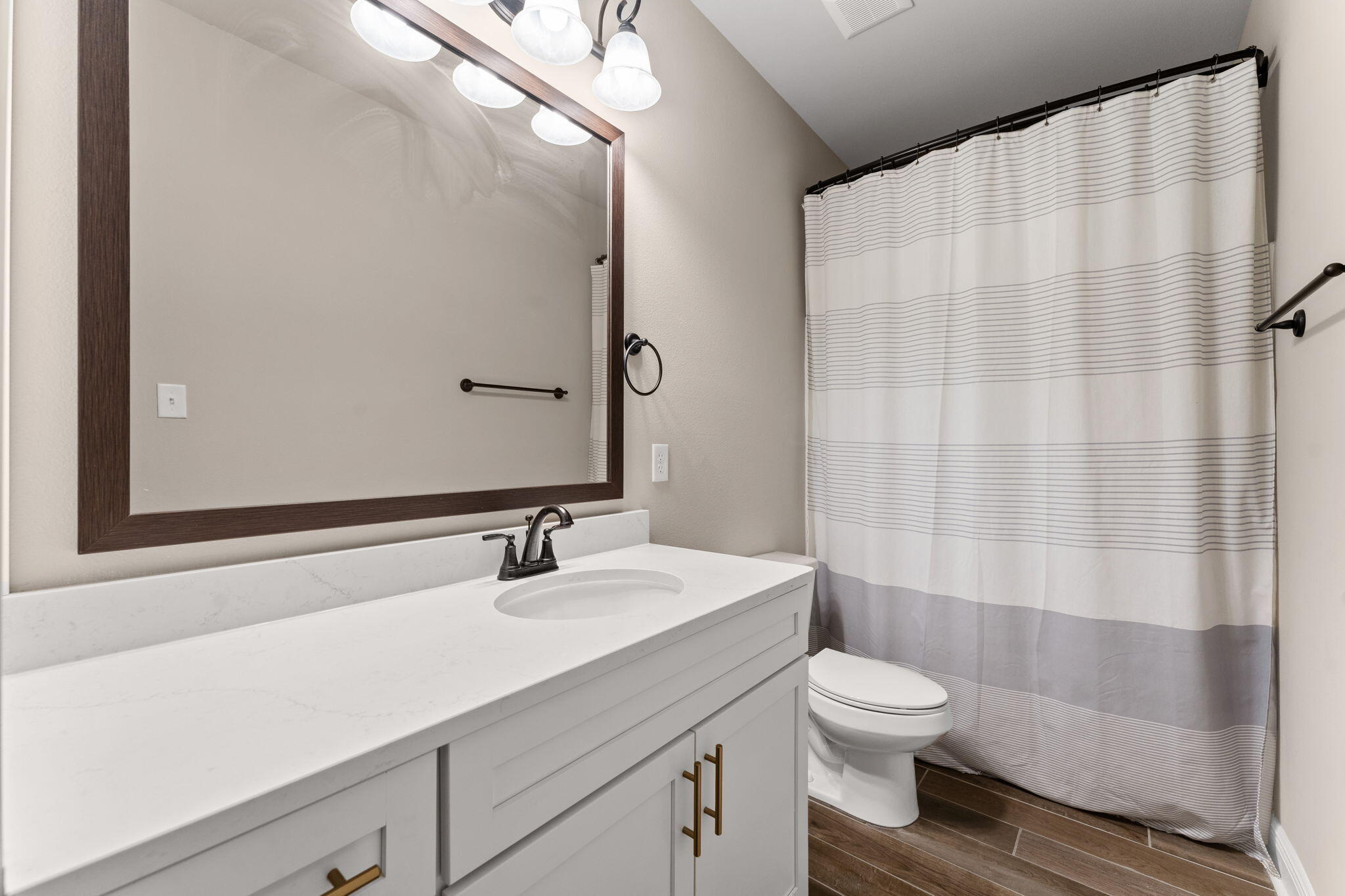 HAMMOCK BAY - Residential