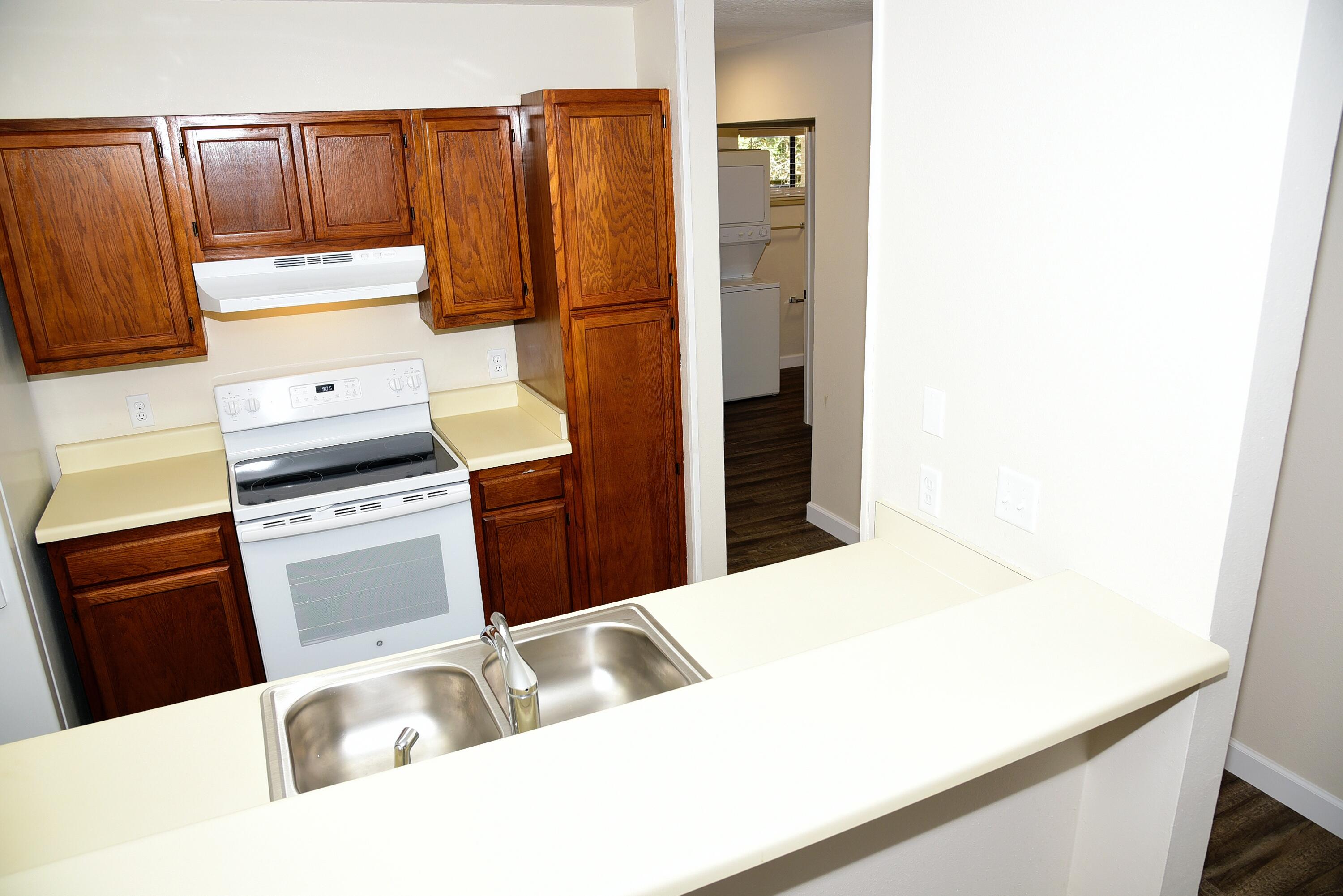 MARINA VILLAS CONDO AT BLUEWATER BAY - Residential Lease