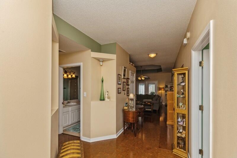 PINE KNOLL - Residential