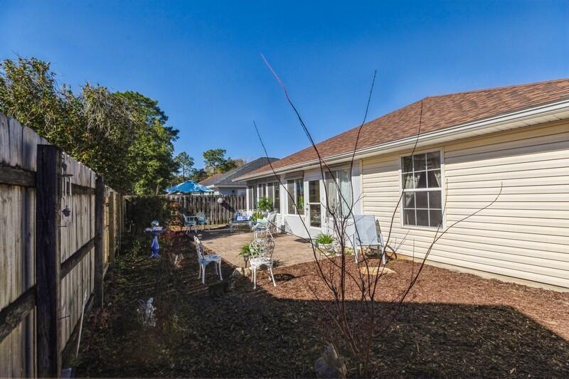 PINE KNOLL - Residential