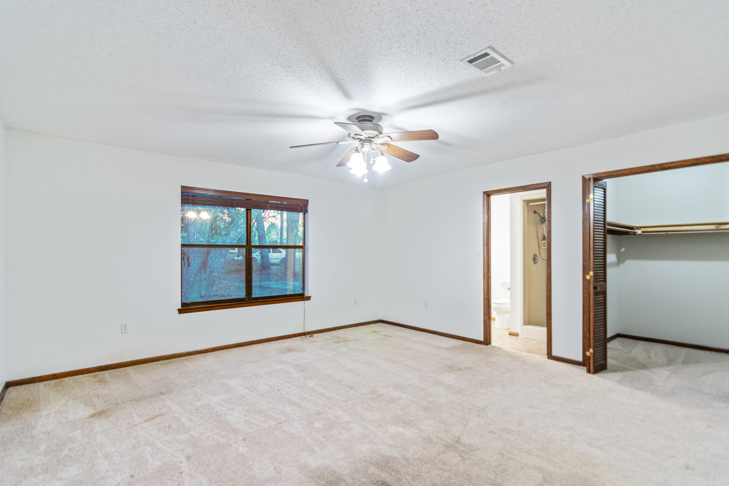 KENNEDY LAKES 1ST ADDN - Residential