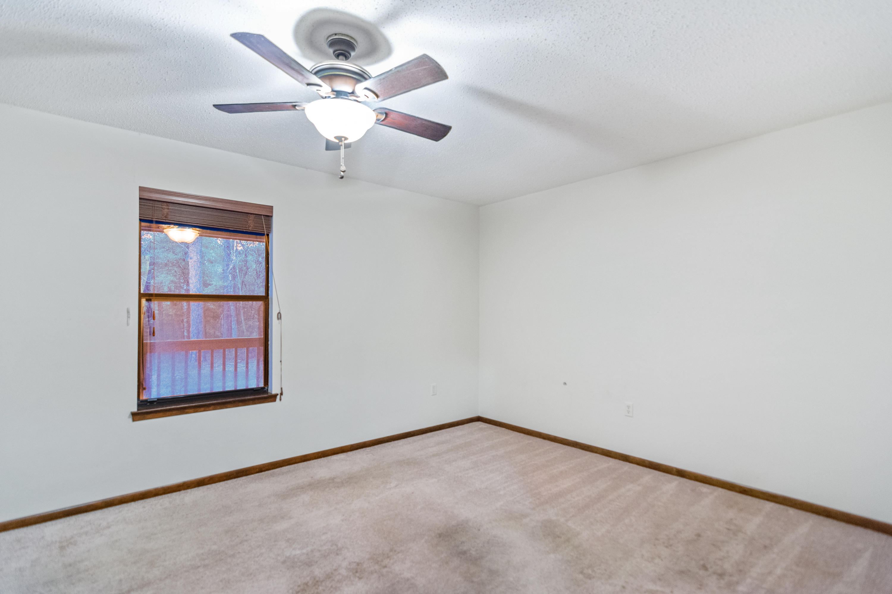 KENNEDY LAKES 1ST ADDN - Residential