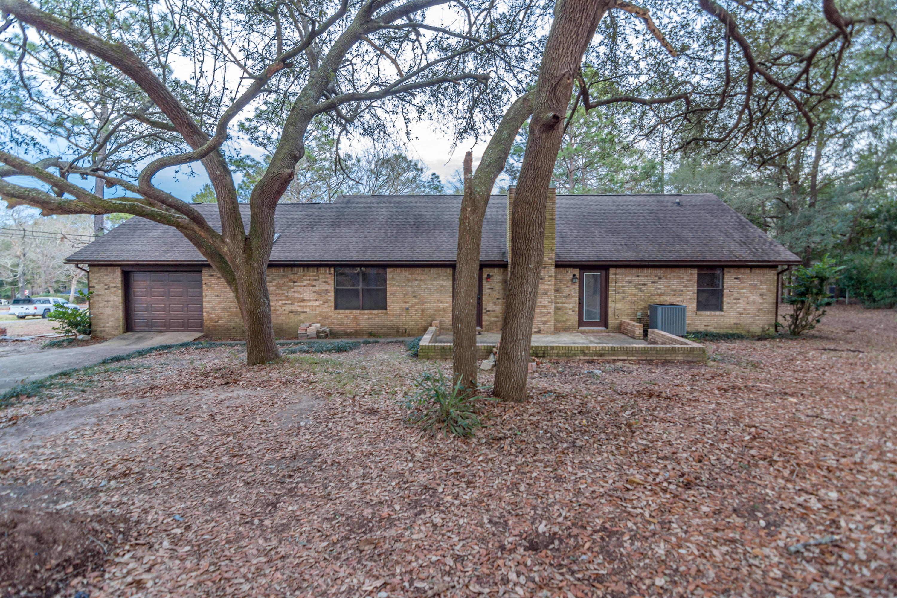 KENNEDY LAKES 1ST ADDN - Residential