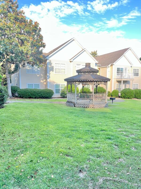 THE OAKS AT NICEVILLE - Residential