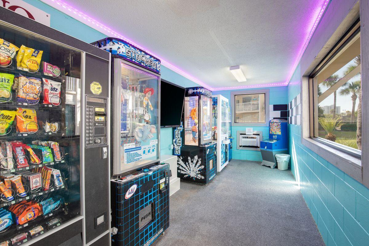SILVER DUNES CONDO - Residential
