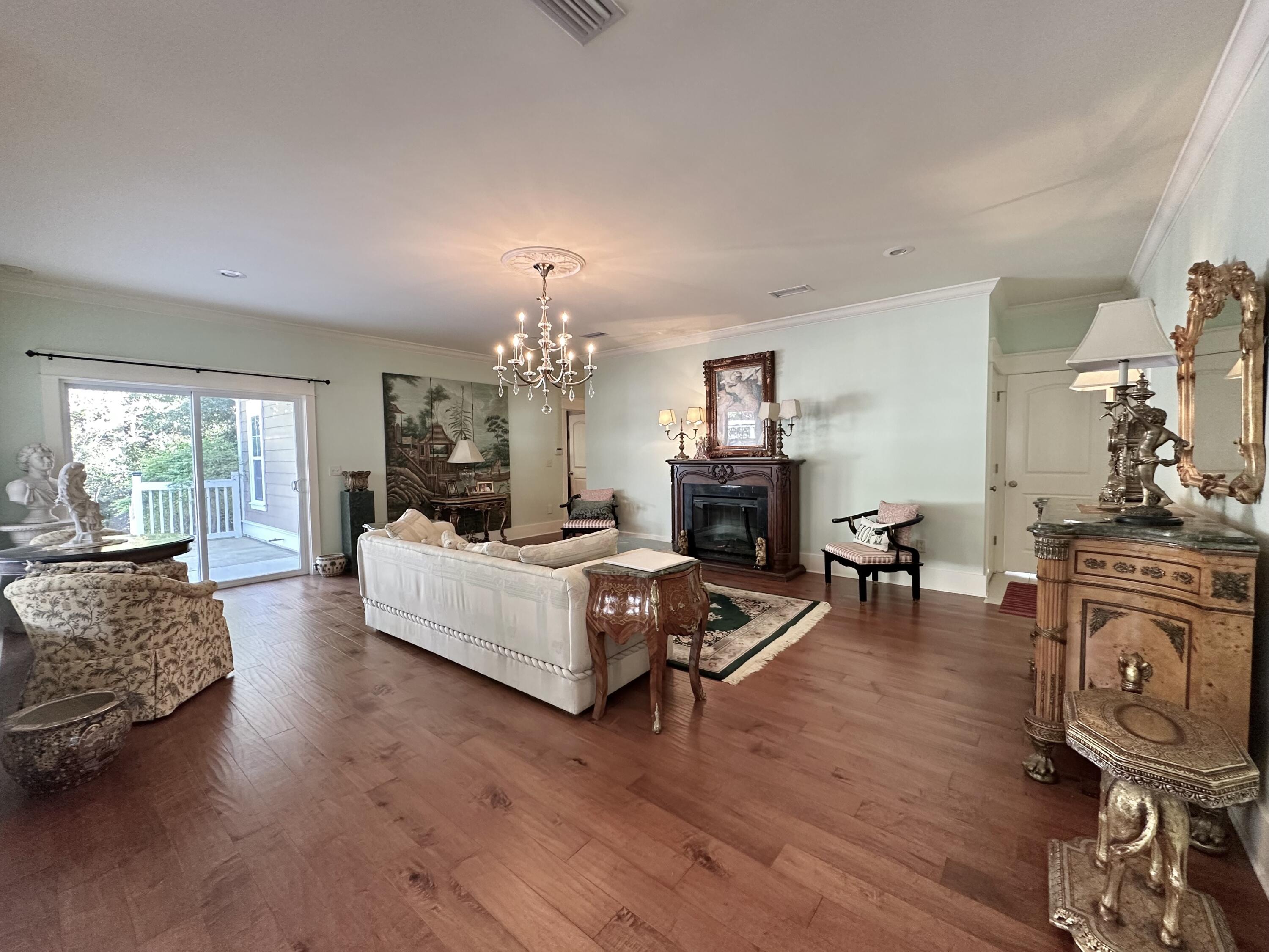 HAMMOCK BAY/SYMPHONY - Residential